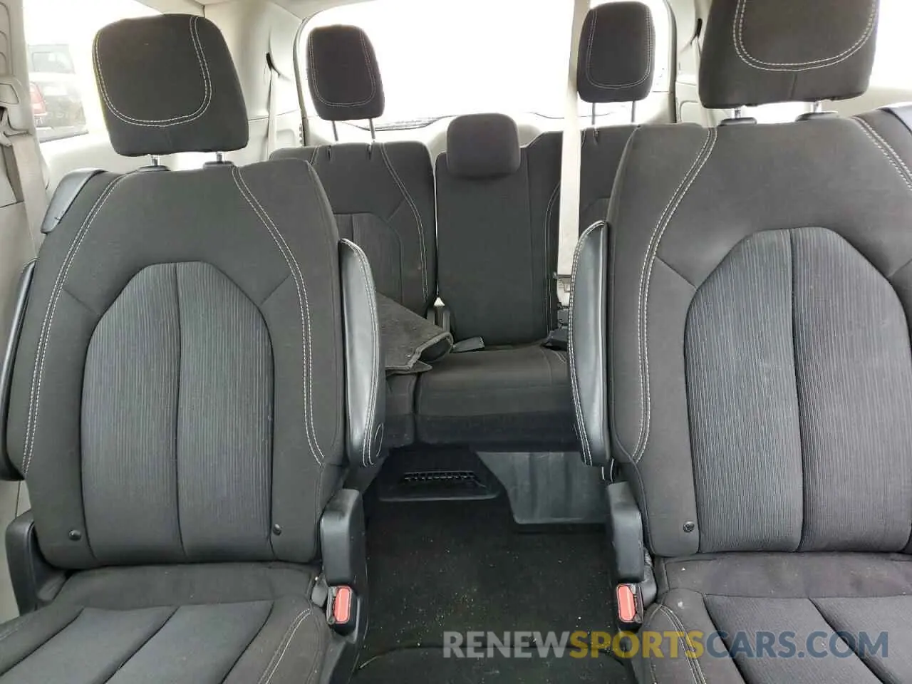 10 fotografías del automóvil dañado 2C4RC1CG5PR534446 CHRYSLER MINIVAN 2023