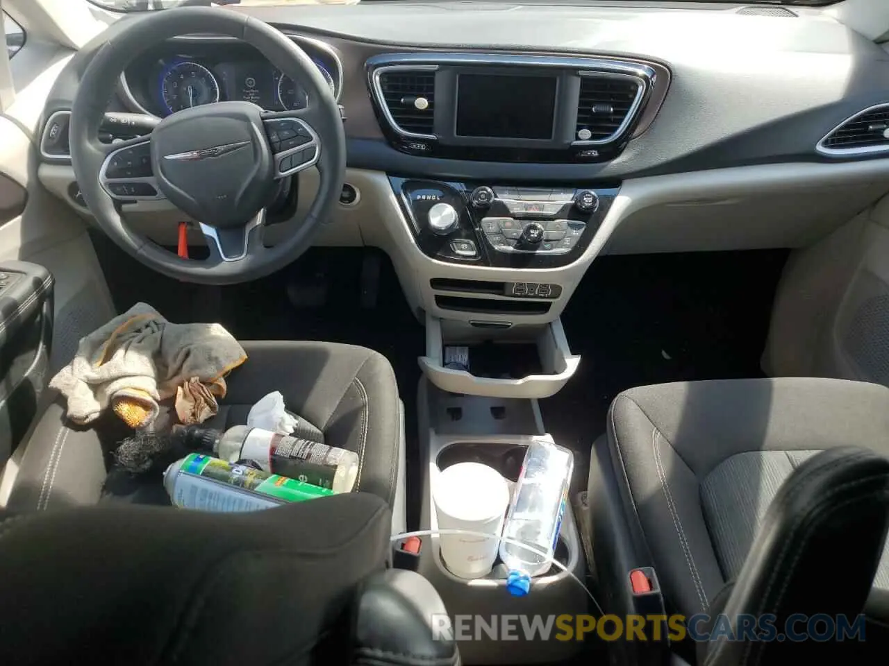 8 fotografías del automóvil dañado 2C4RC1CG7PR602732 CHRYSLER MINIVAN 2023