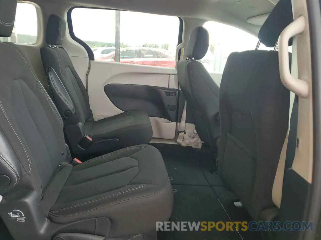 11 fotografías del automóvil dañado 2C4RC1CG8PR585729 CHRYSLER MINIVAN 2023