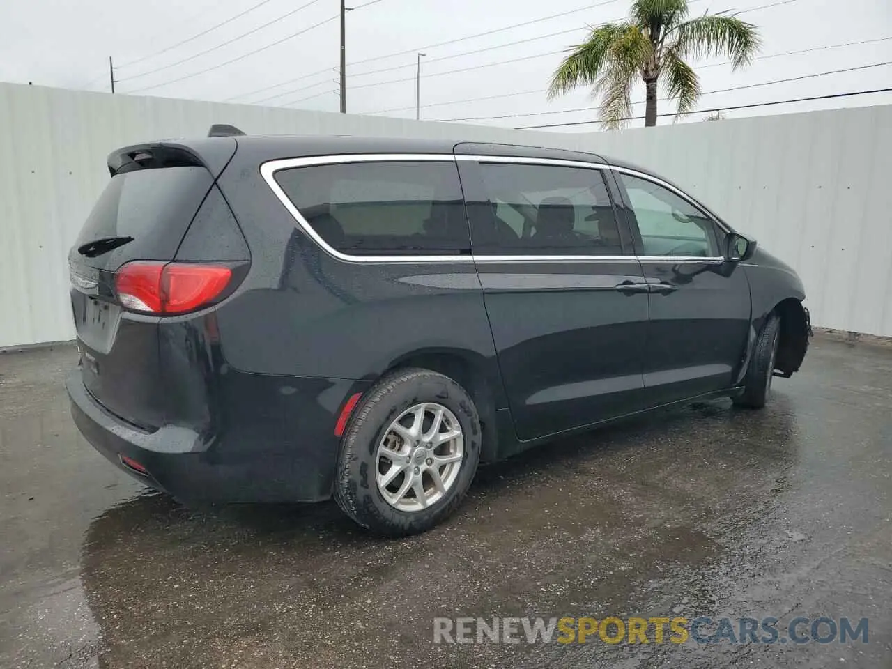 3 fotografías del automóvil dañado 2C4RC1CG9PR515558 CHRYSLER MINIVAN 2023