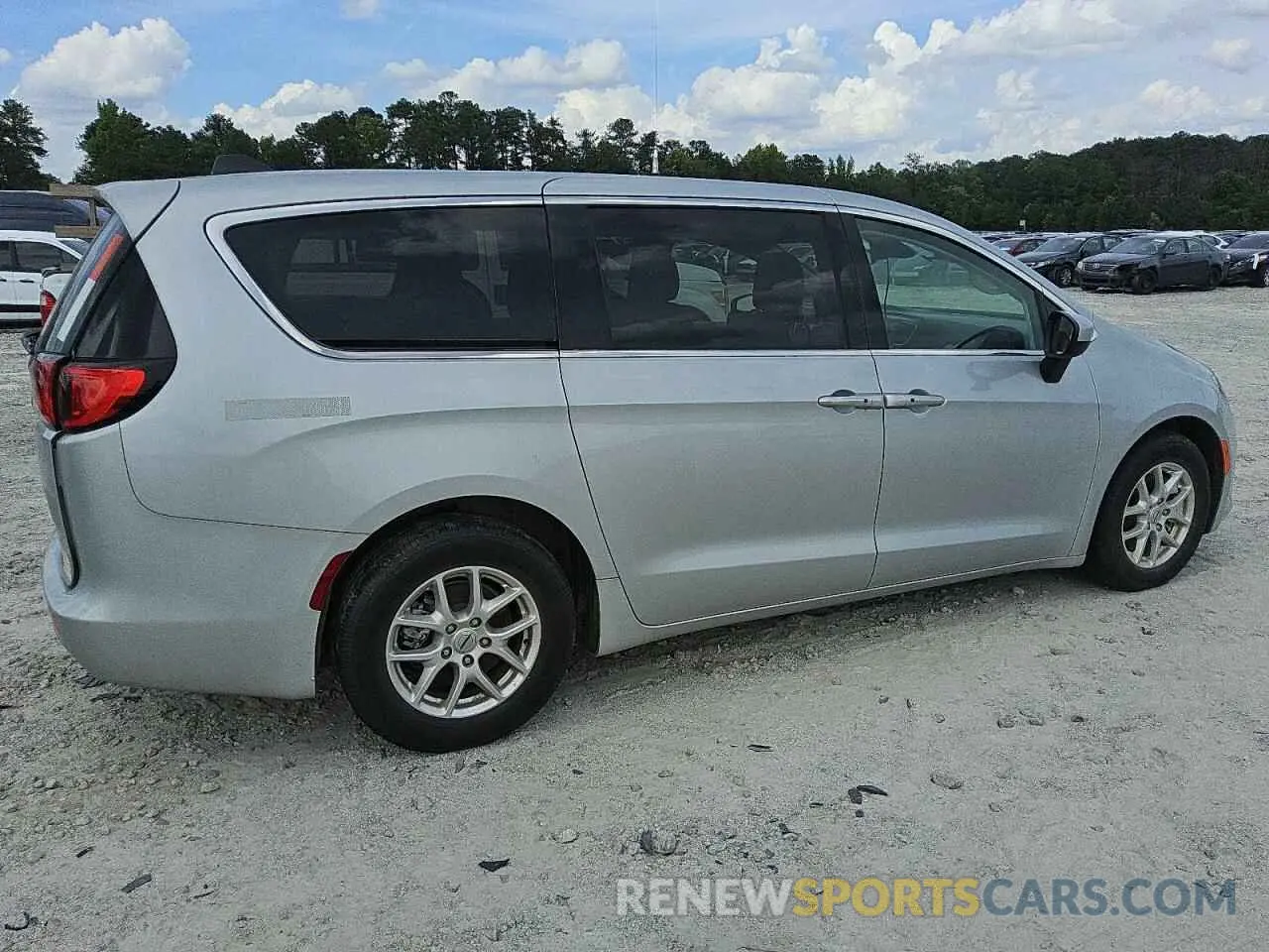 3 fotografías del automóvil dañado 2C4RC1CG9PR554005 CHRYSLER MINIVAN 2023