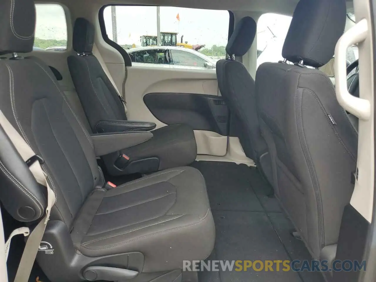 11 fotografías del automóvil dañado 2C4RC1CG9PR577798 CHRYSLER MINIVAN 2023