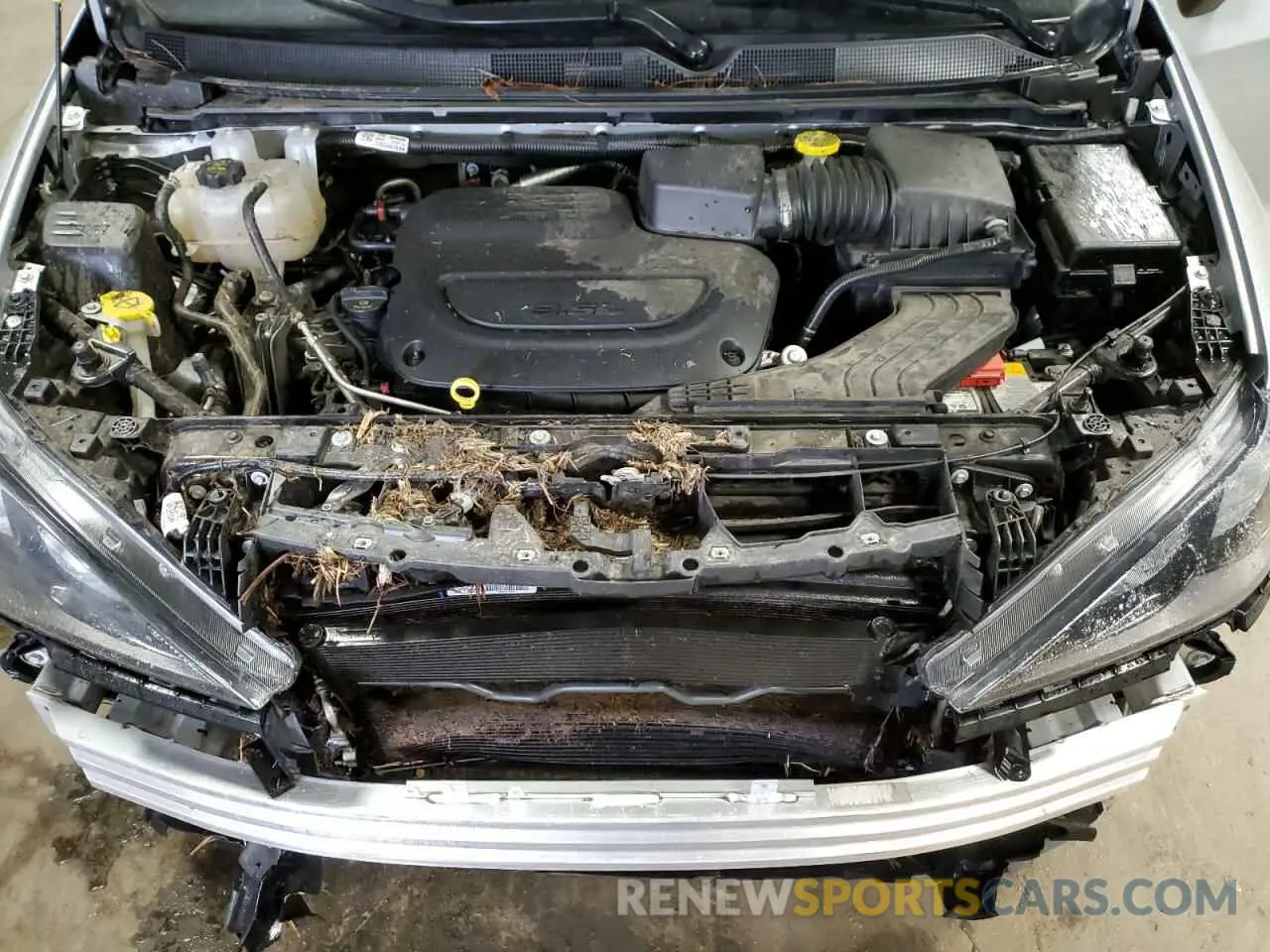 12 fotografías del automóvil dañado 2C4RC1CG7RR148923 CHRYSLER MINIVAN 2024