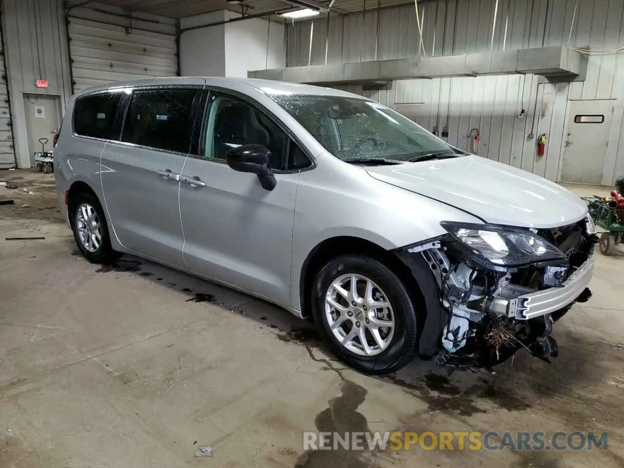 4 fotografías del automóvil dañado 2C4RC1CG7RR148923 CHRYSLER MINIVAN 2024