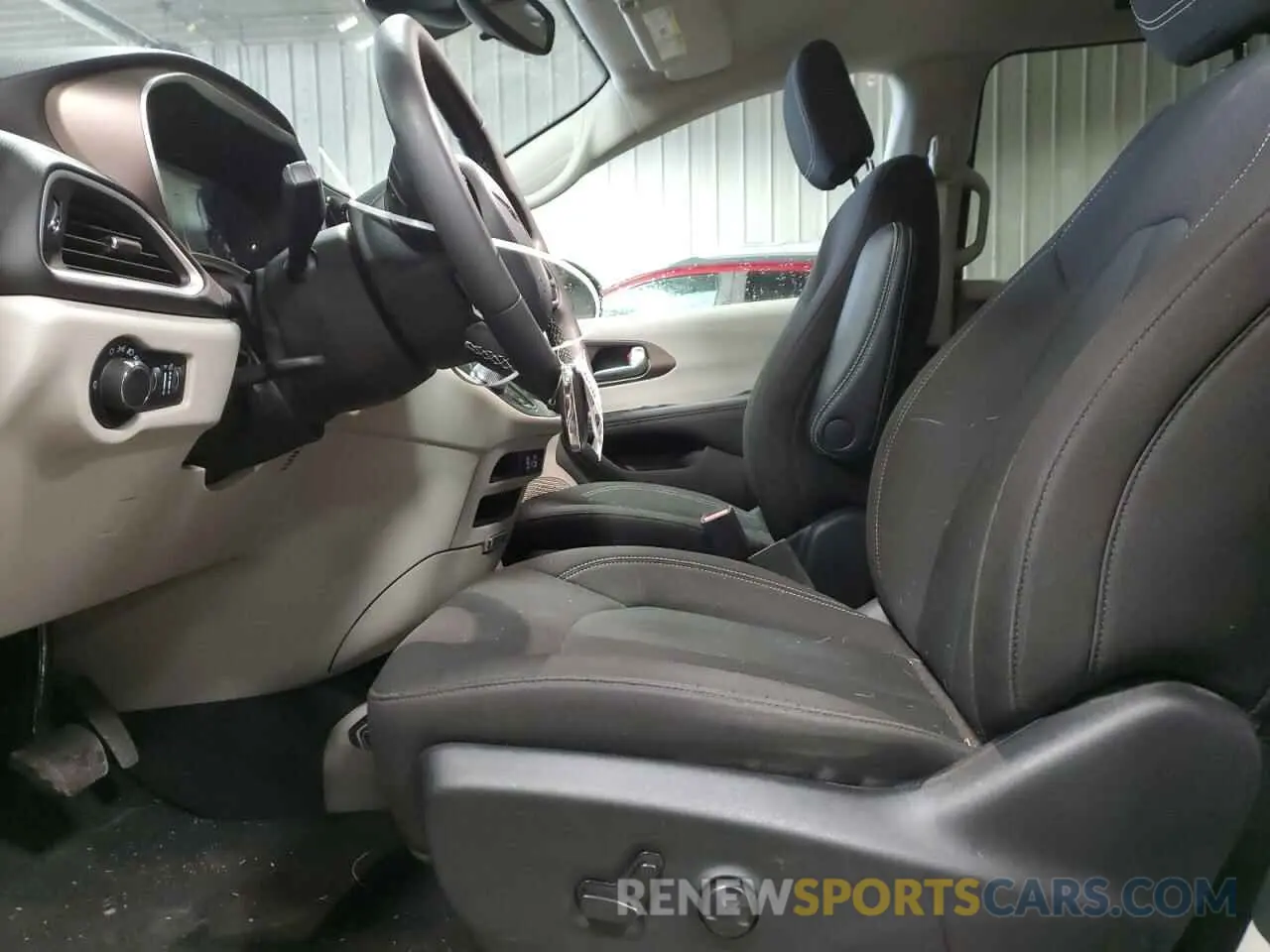 7 fotografías del automóvil dañado 2C4RC1CG7RR148923 CHRYSLER MINIVAN 2024