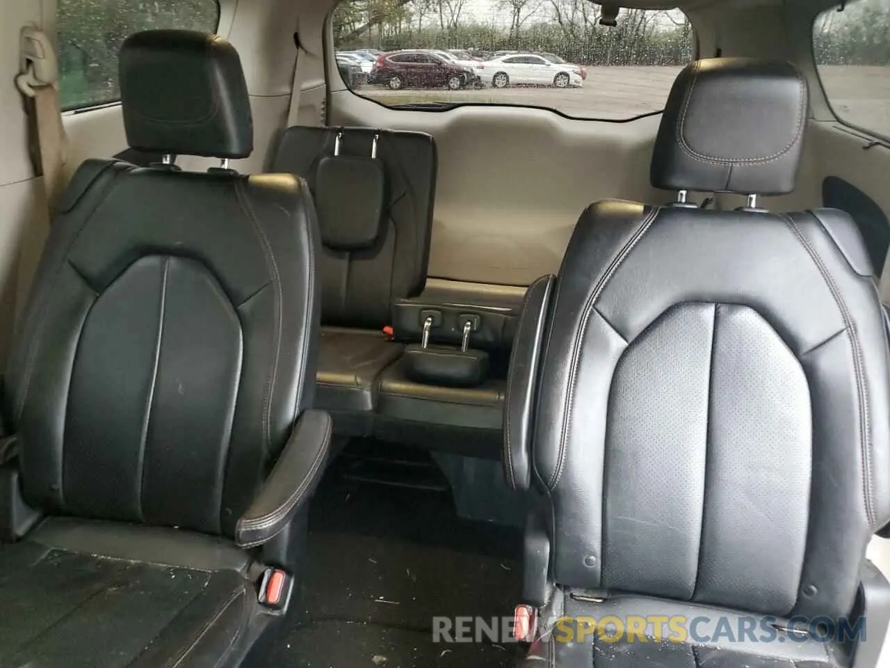 10 fotografías del automóvil dañado 2C4RC1BG0KR560169 CHRYSLER PACIFICA 2019