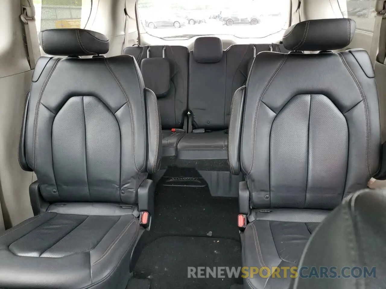 10 fotografías del automóvil dañado 2C4RC1BG0KR593169 CHRYSLER PACIFICA 2019