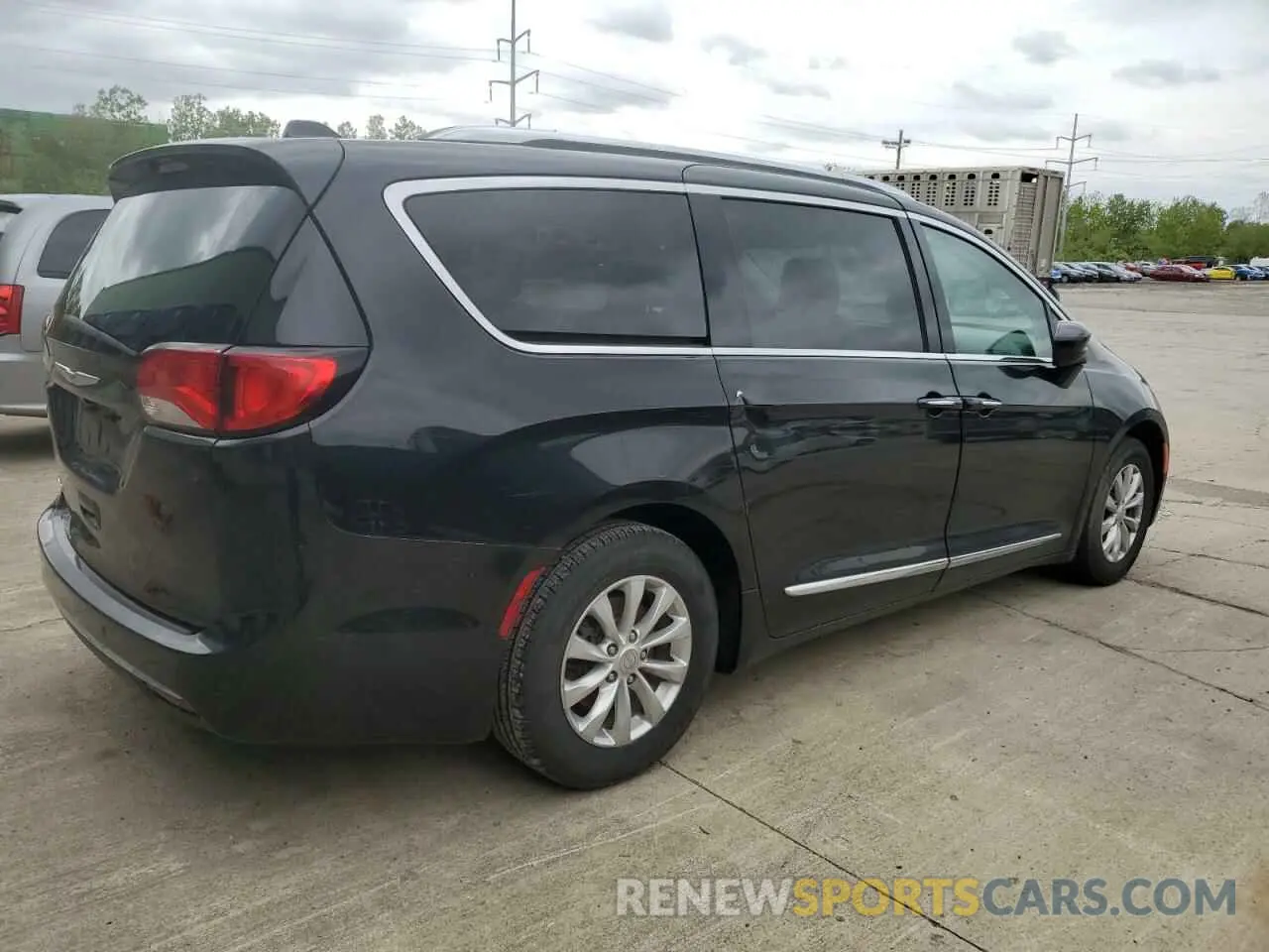 3 fotografías del automóvil dañado 2C4RC1BG1KR537161 CHRYSLER PACIFICA 2019