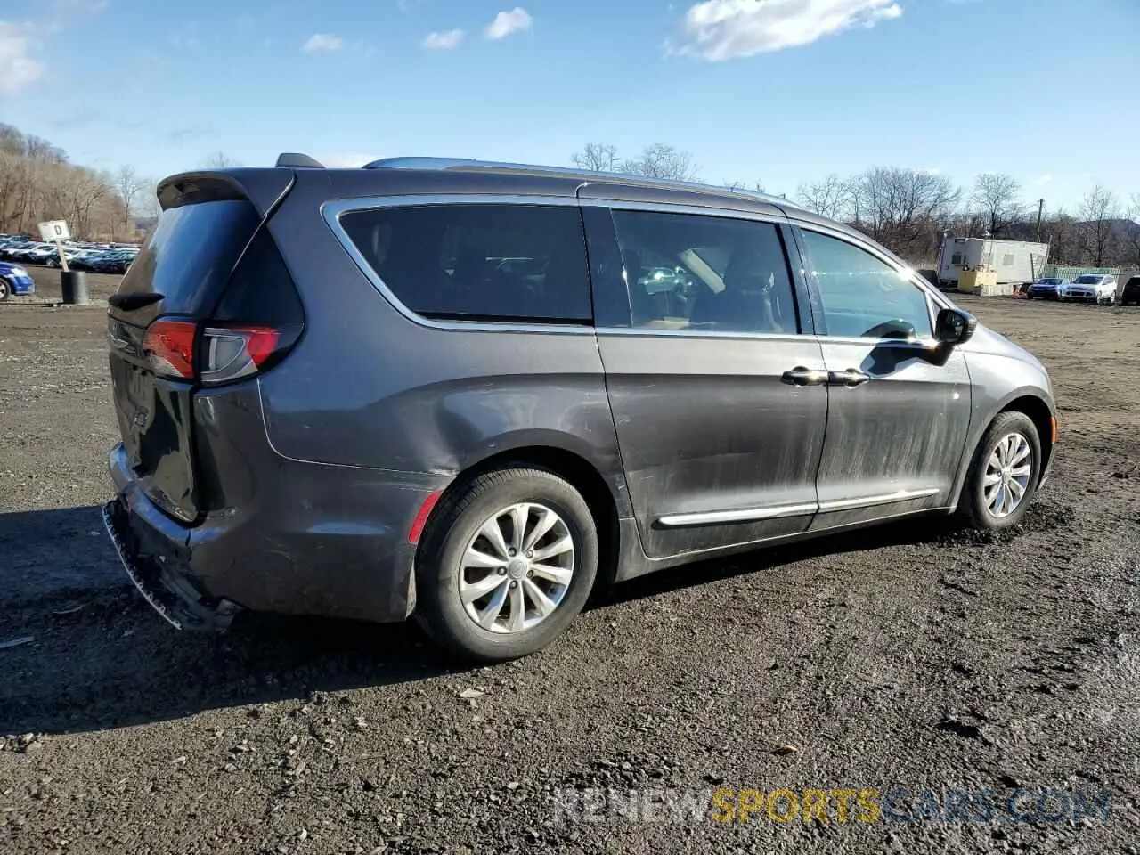 3 fotografías del automóvil dañado 2C4RC1BG1KR555384 CHRYSLER PACIFICA 2019