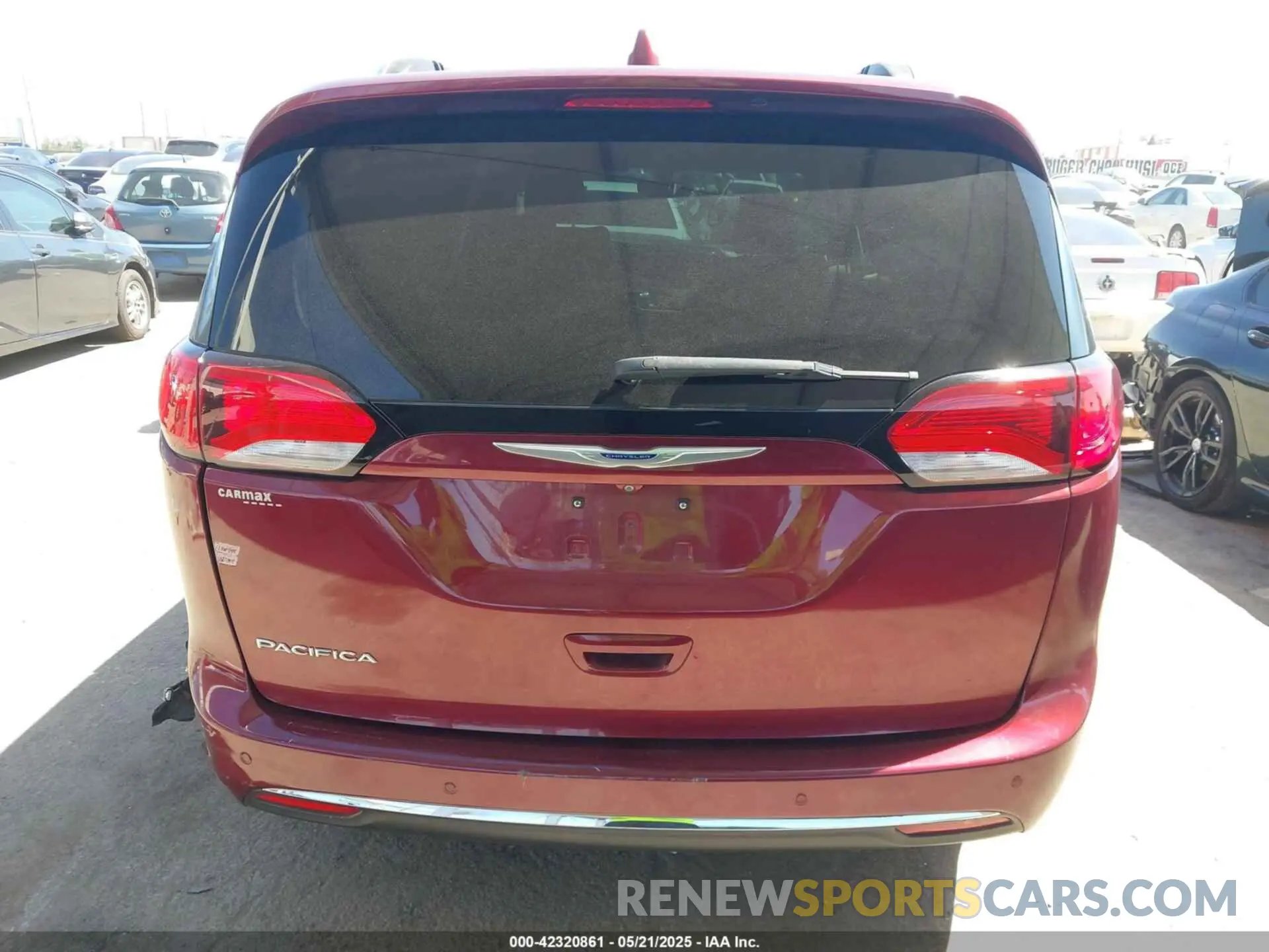 16 fotografías del automóvil dañado 2C4RC1BG2KR554891 CHRYSLER PACIFICA 2019