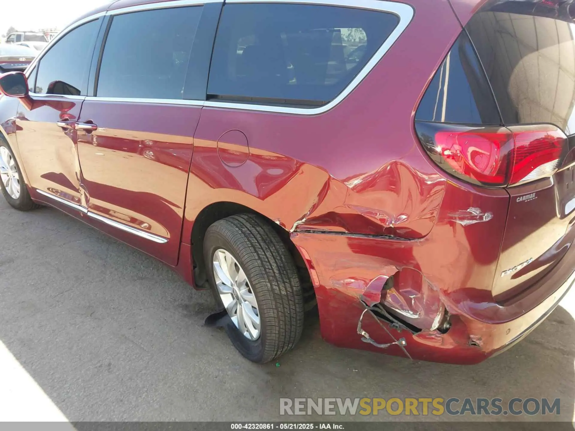 6 fotografías del automóvil dañado 2C4RC1BG2KR554891 CHRYSLER PACIFICA 2019