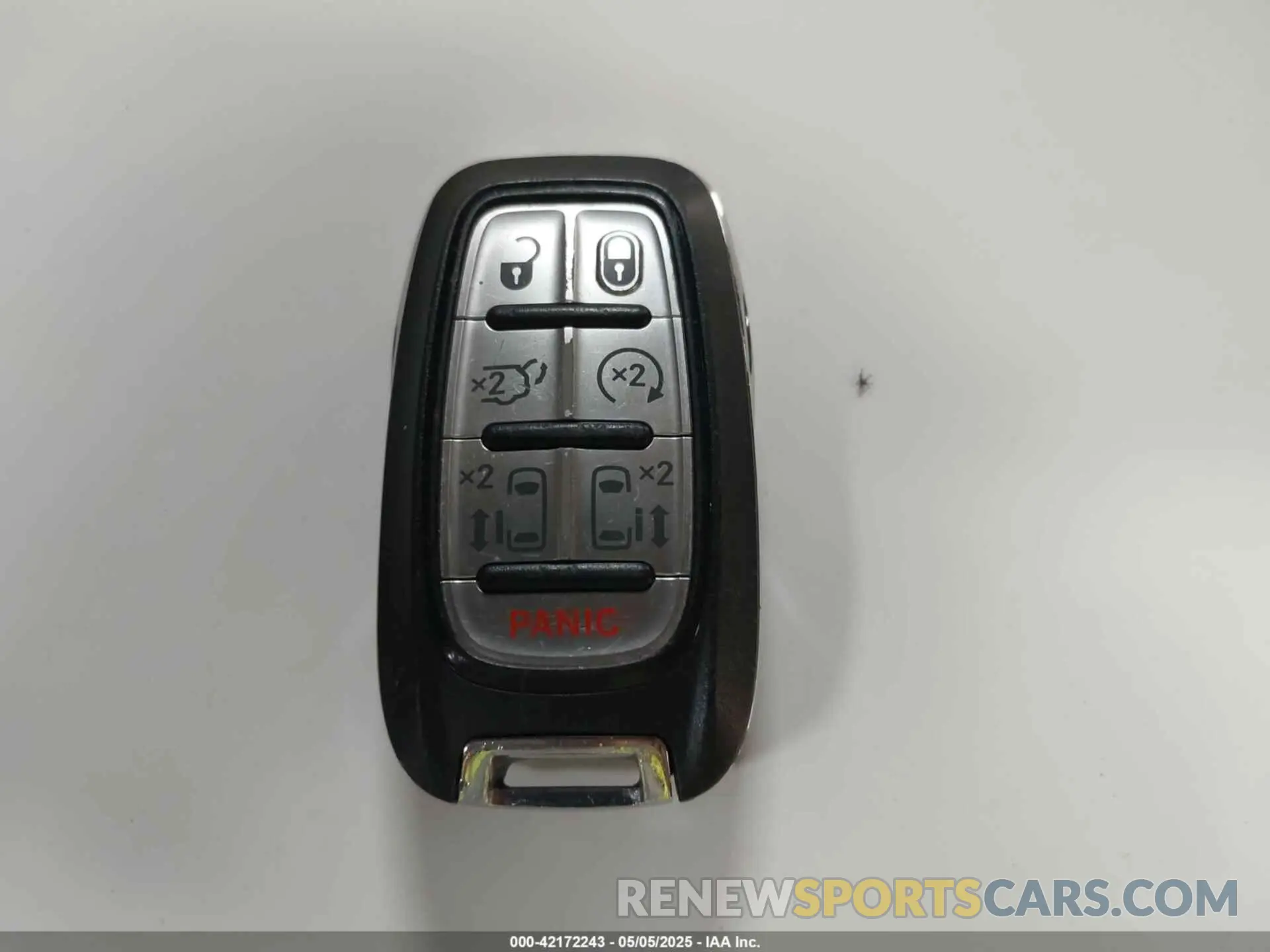 11 fotografías del automóvil dañado 2C4RC1BG2KR577524 CHRYSLER PACIFICA 2019