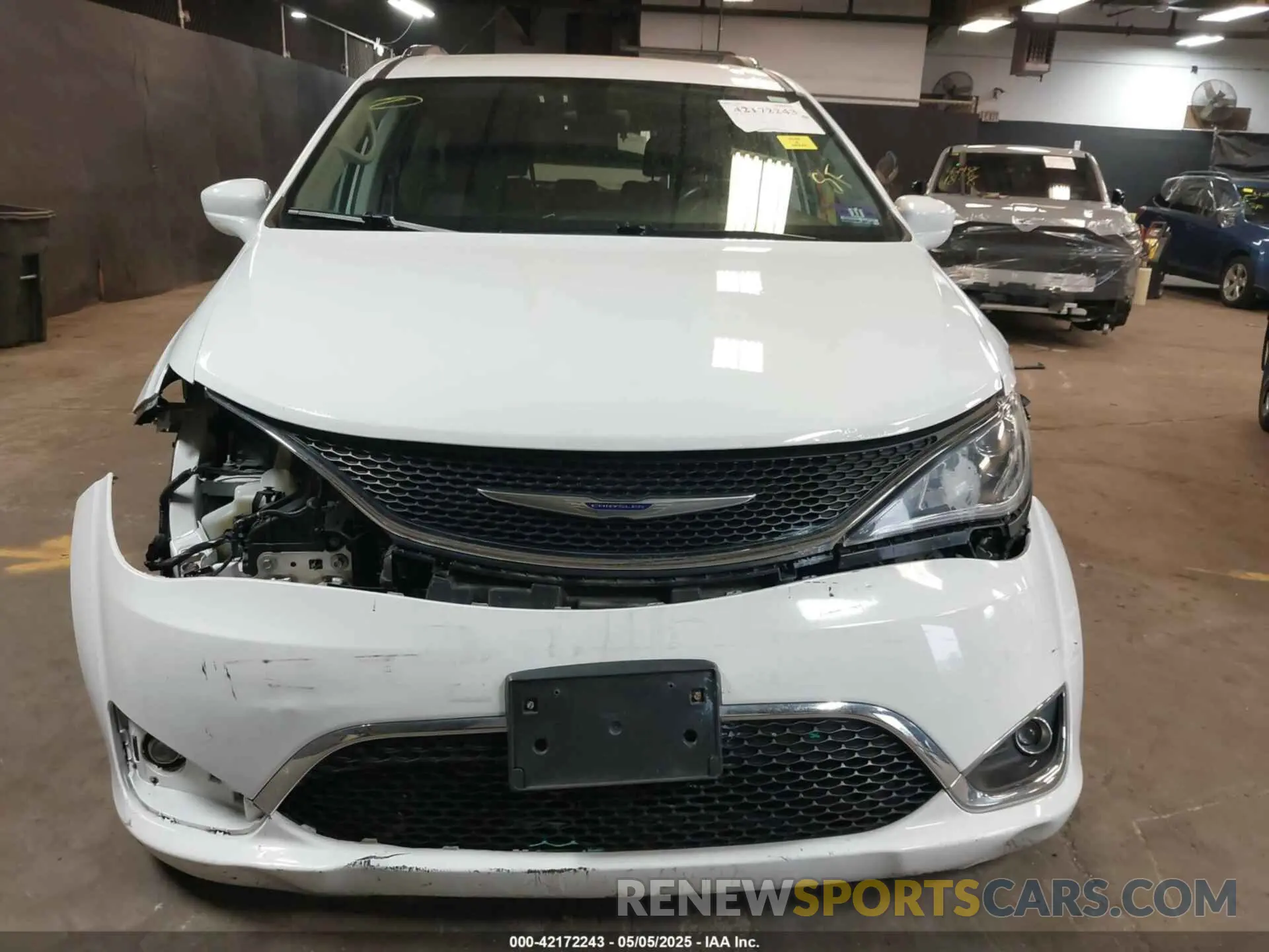 13 fotografías del automóvil dañado 2C4RC1BG2KR577524 CHRYSLER PACIFICA 2019