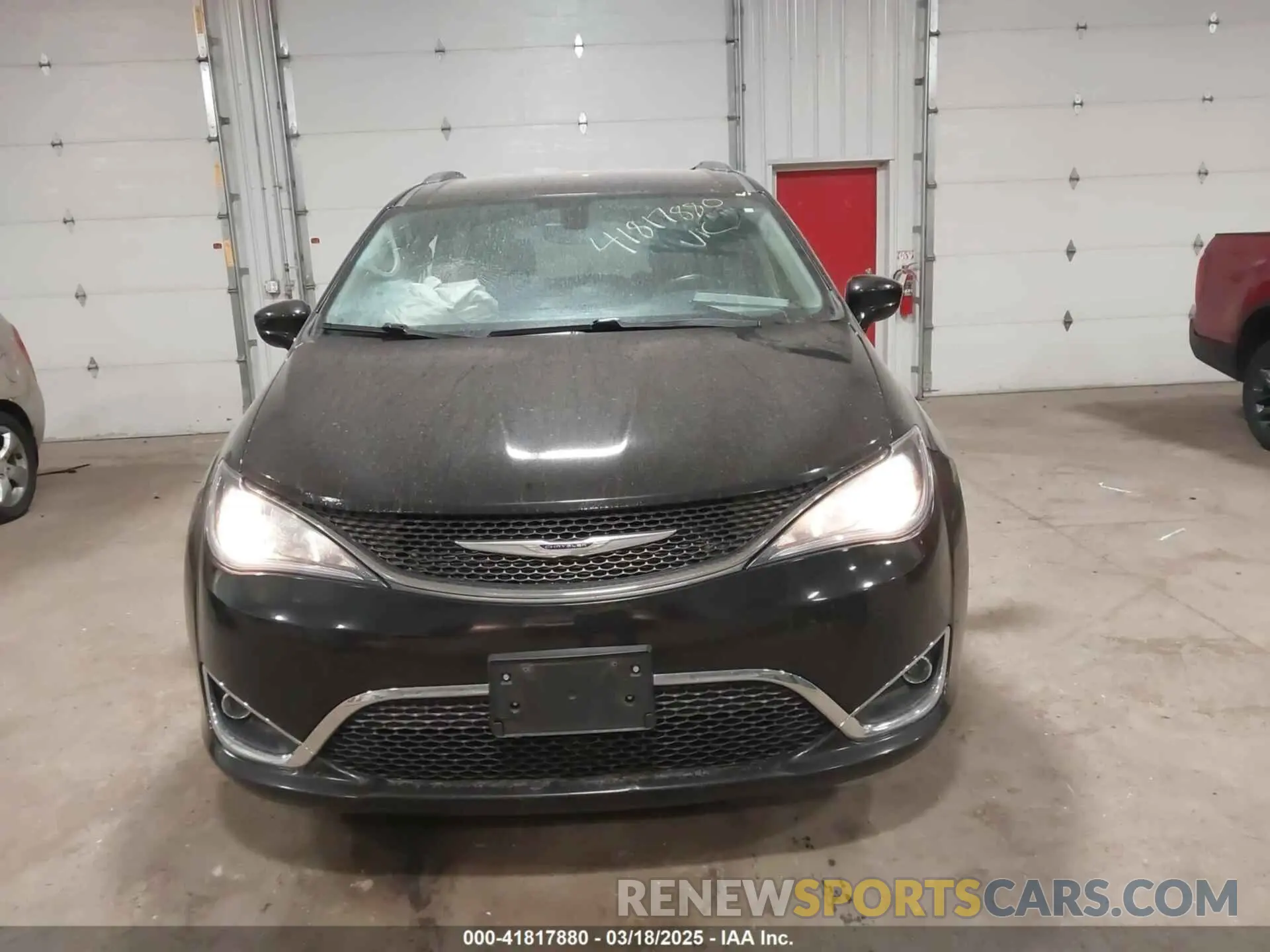 12 fotografías del automóvil dañado 2C4RC1BG2KR730791 CHRYSLER PACIFICA 2019
