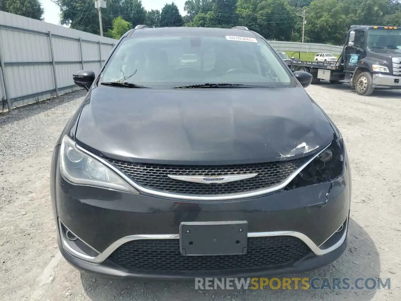5 fotografías del automóvil dañado 2C4RC1BG3KR626438 CHRYSLER PACIFICA 2019