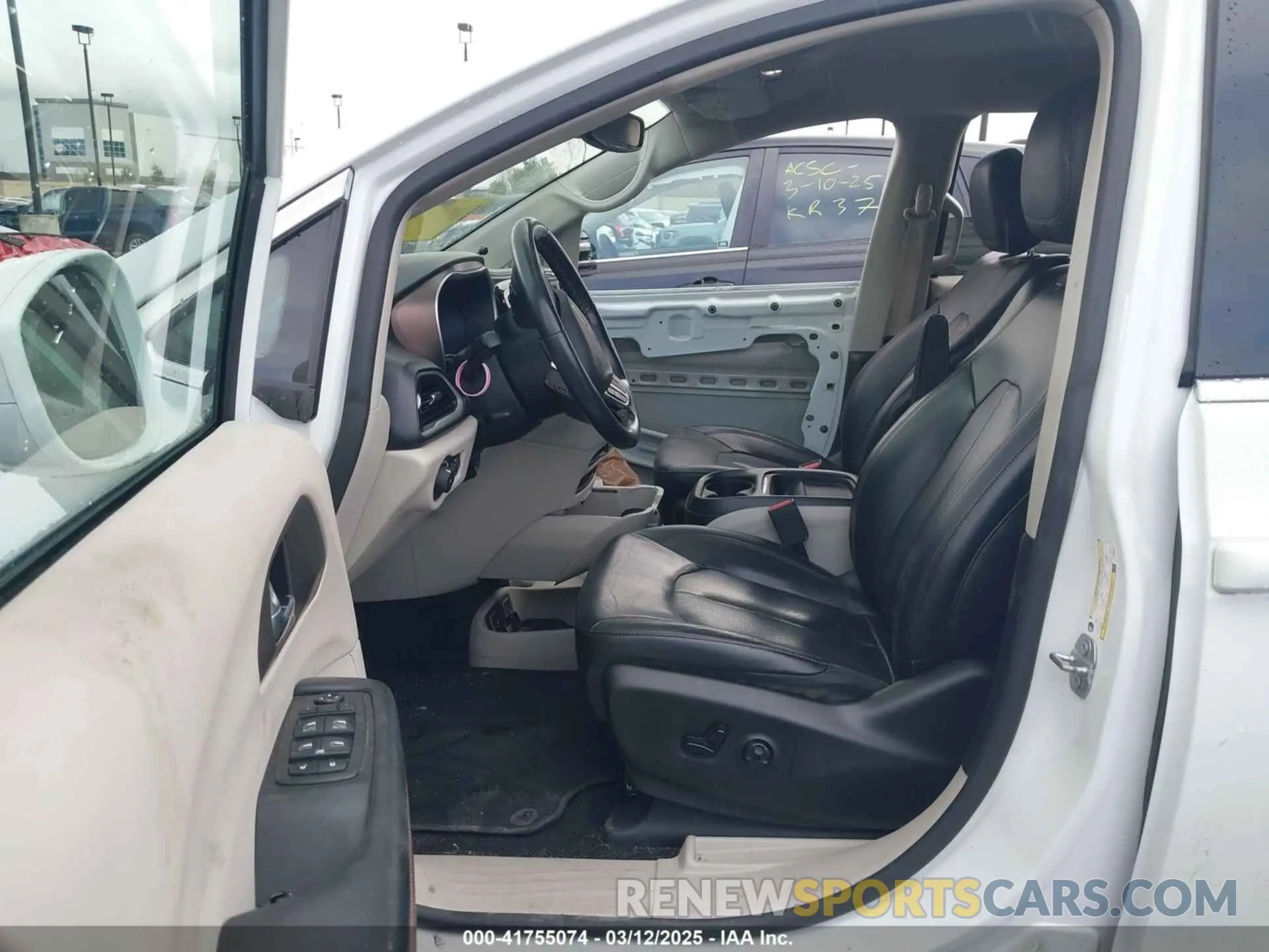 5 fotografías del automóvil dañado 2C4RC1BG3KR730587 CHRYSLER PACIFICA 2019