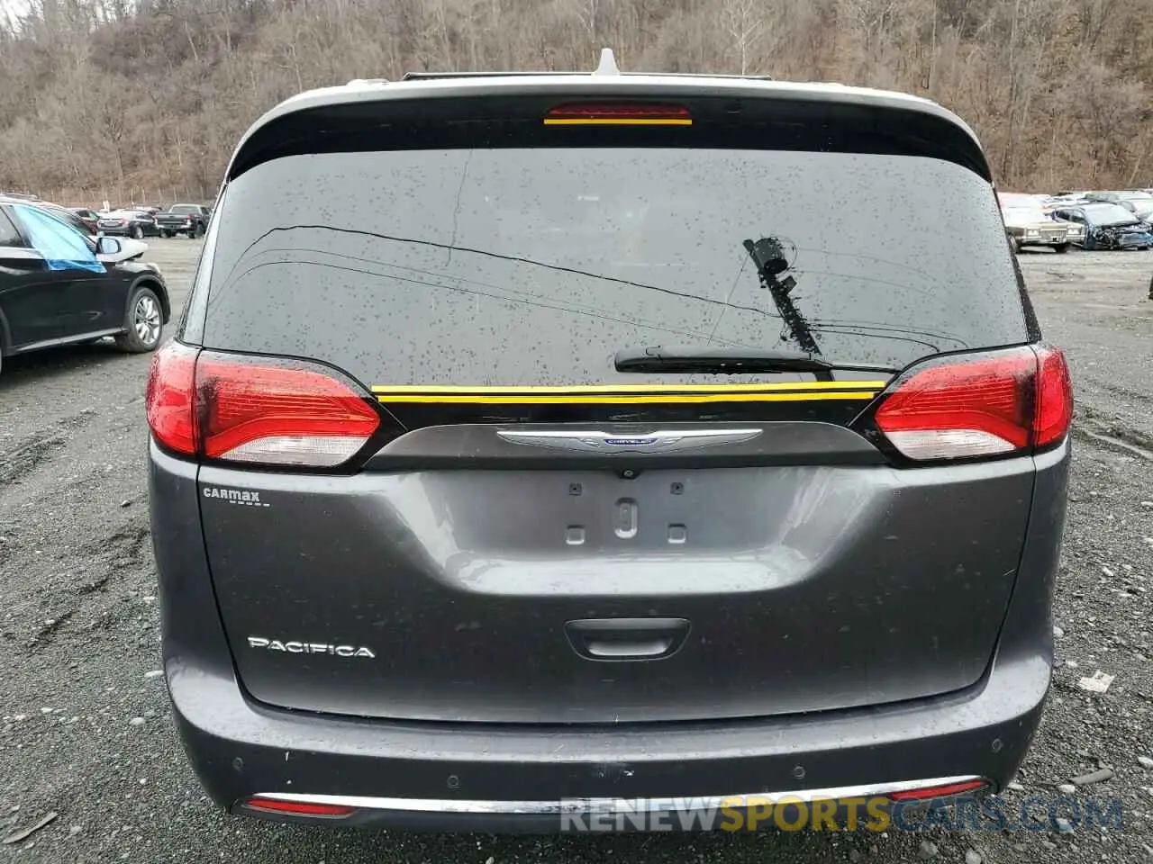 6 fotografías del automóvil dañado 2C4RC1BG4KR526283 CHRYSLER PACIFICA 2019