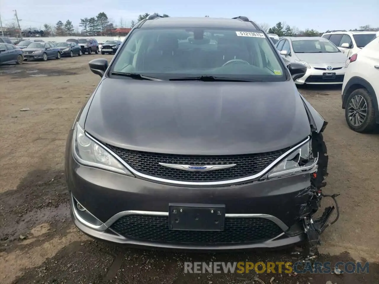 5 fotografías del automóvil dañado 2C4RC1BG4KR550390 CHRYSLER PACIFICA 2019
