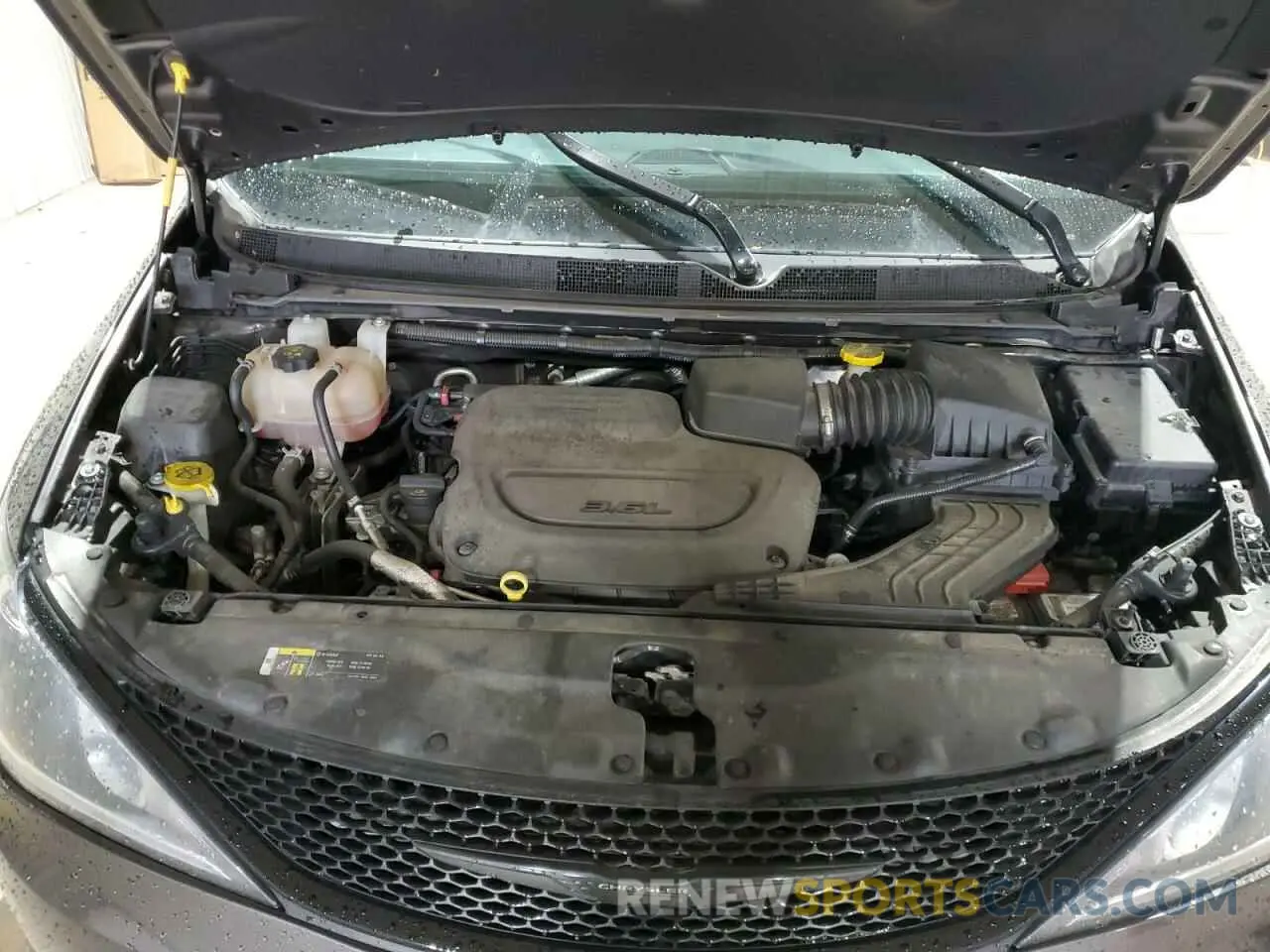 12 fotografías del automóvil dañado 2C4RC1BG4KR598312 CHRYSLER PACIFICA 2019