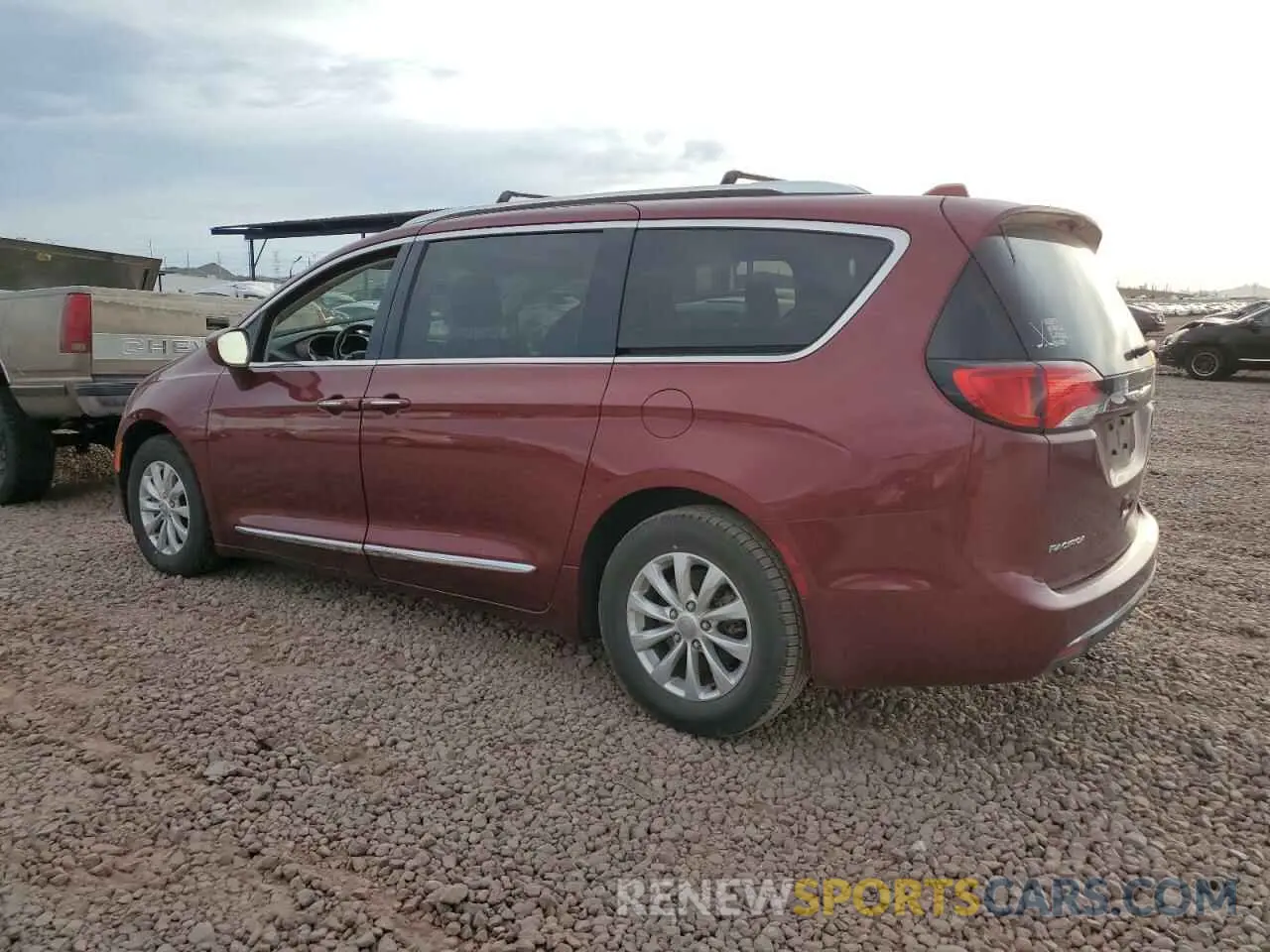 2 fotografías del automóvil dañado 2C4RC1BG4KR651400 CHRYSLER PACIFICA 2019
