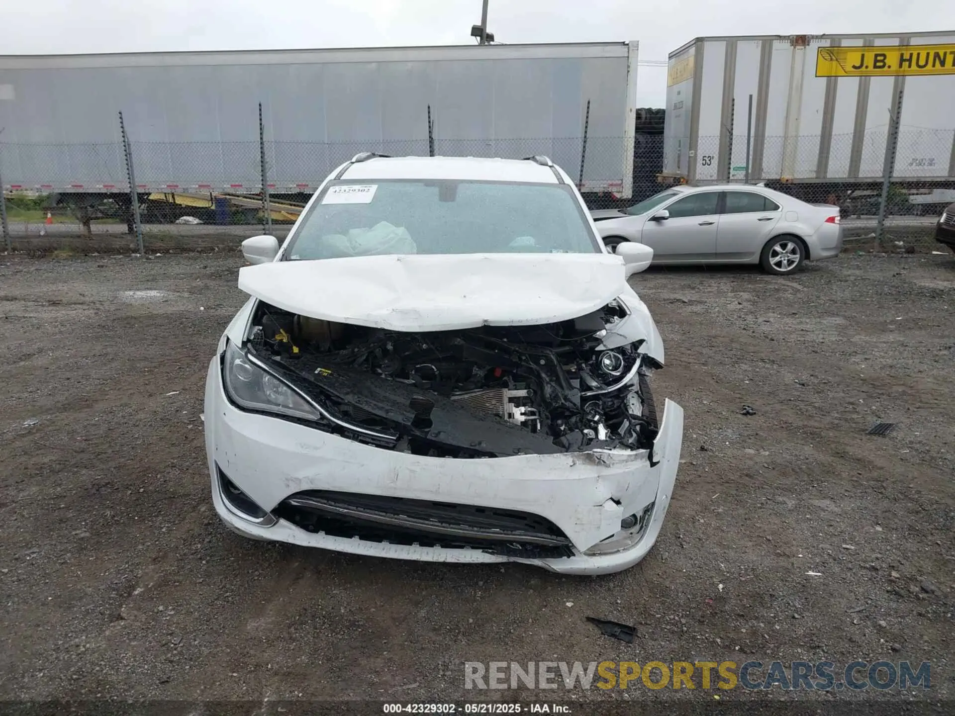 13 fotografías del automóvil dañado 2C4RC1BG4KR652224 CHRYSLER PACIFICA 2019