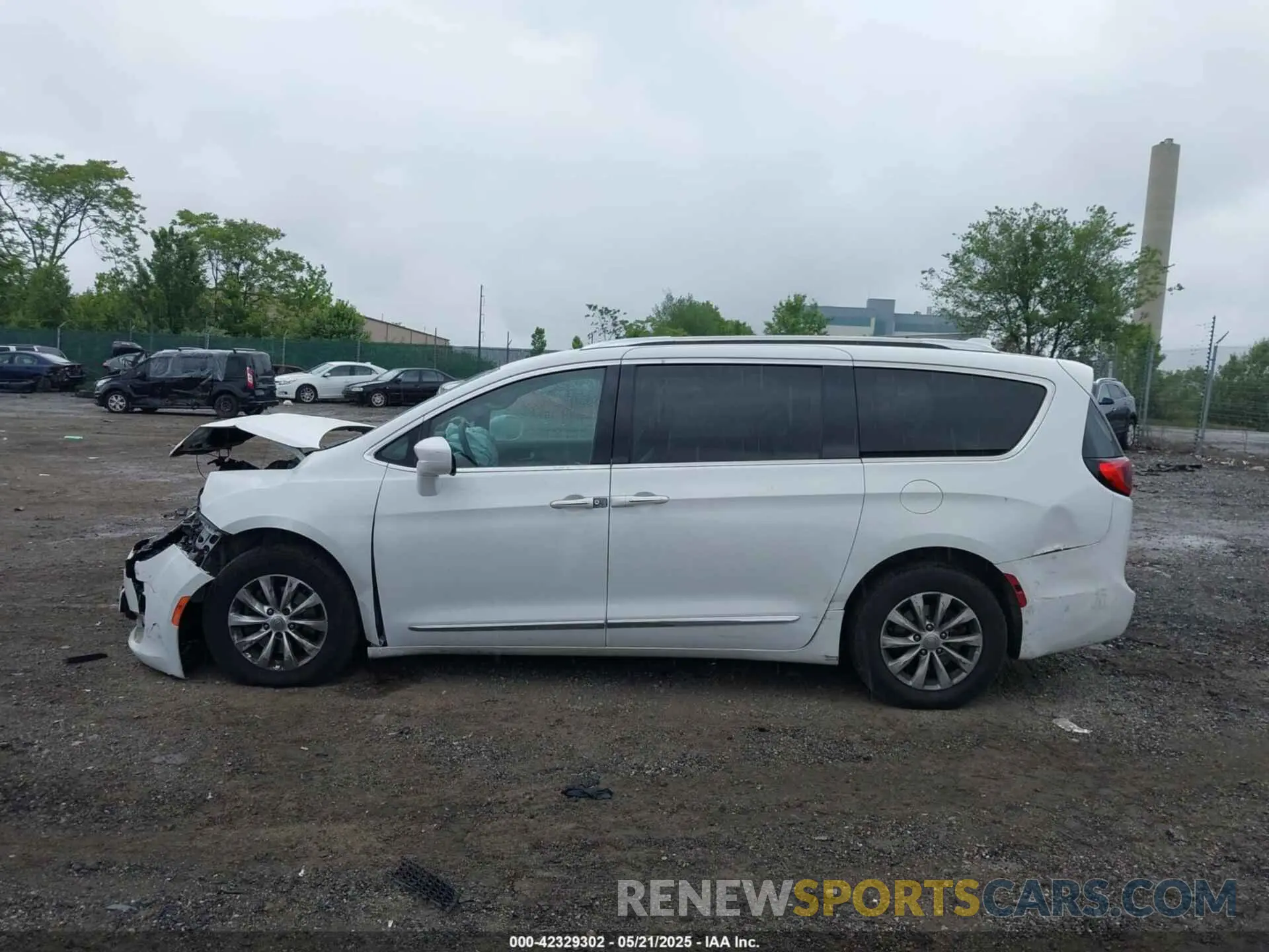 15 fotografías del automóvil dañado 2C4RC1BG4KR652224 CHRYSLER PACIFICA 2019