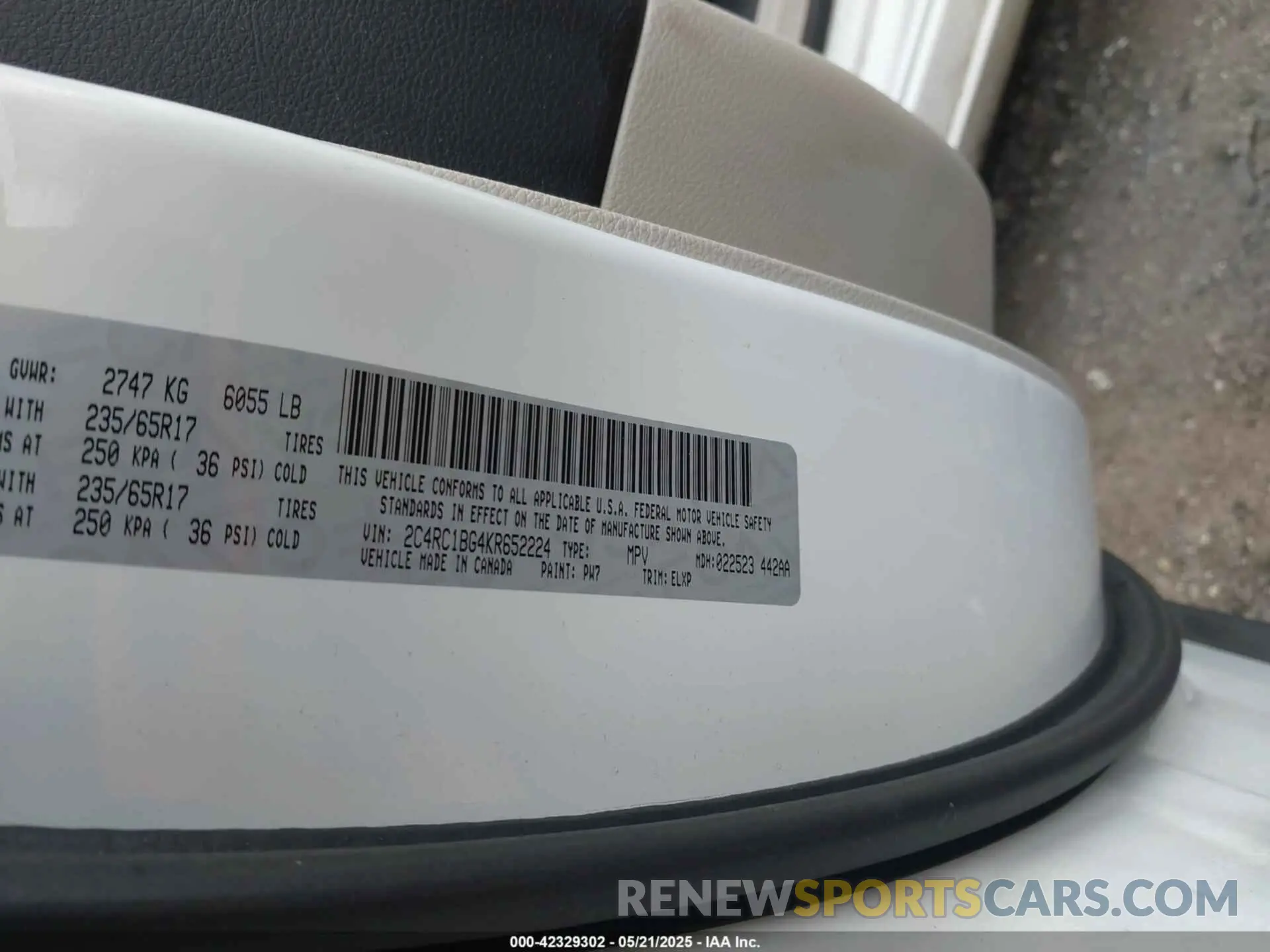 9 fotografías del automóvil dañado 2C4RC1BG4KR652224 CHRYSLER PACIFICA 2019