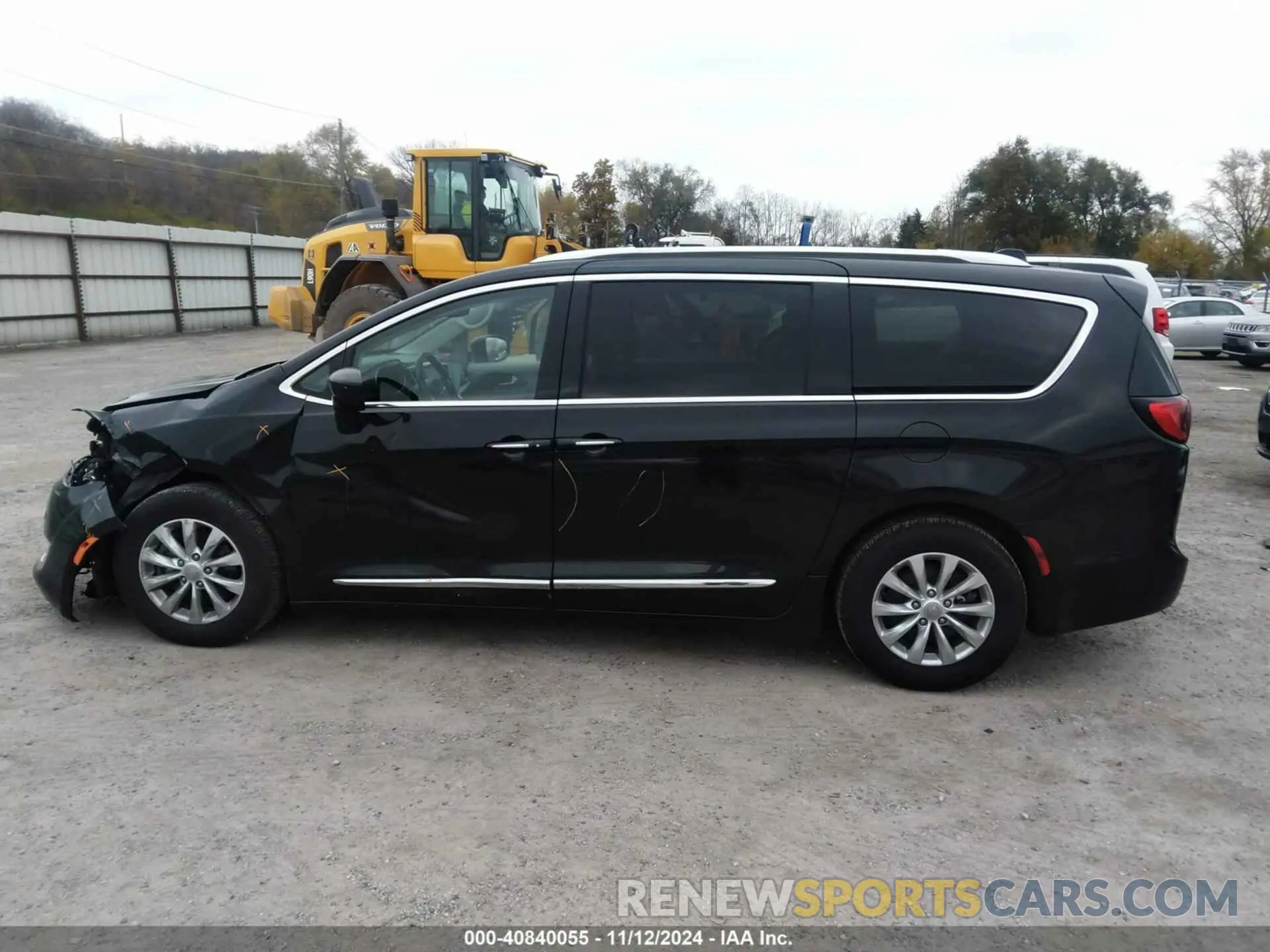 14 fotografías del automóvil dañado 2C4RC1BG5KR650109 CHRYSLER PACIFICA 2019