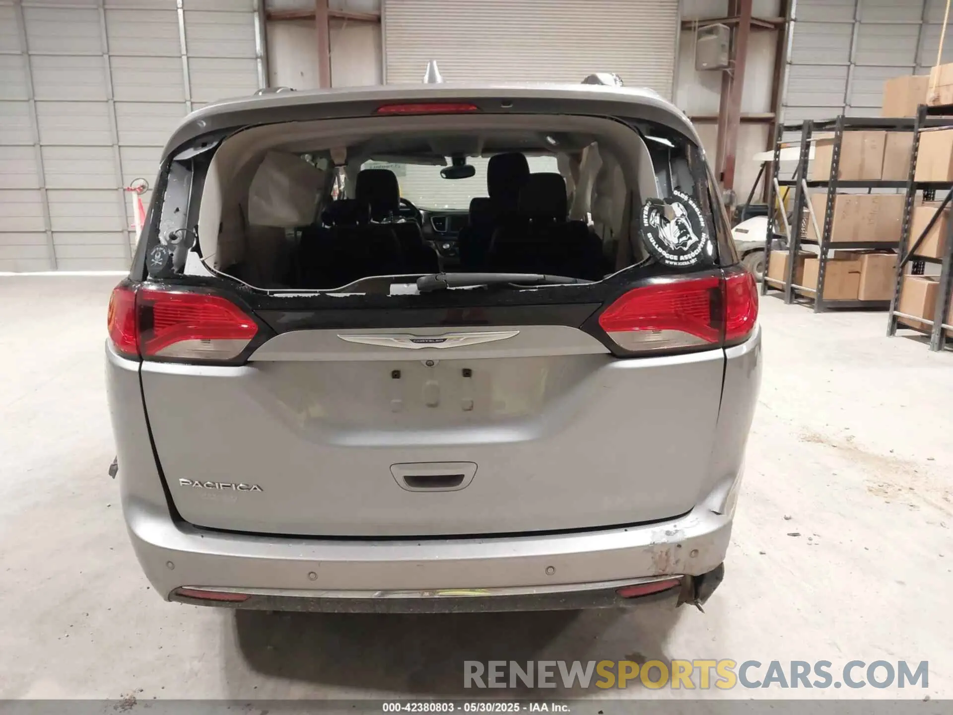 16 fotografías del automóvil dañado 2C4RC1BG6KR560189 CHRYSLER PACIFICA 2019
