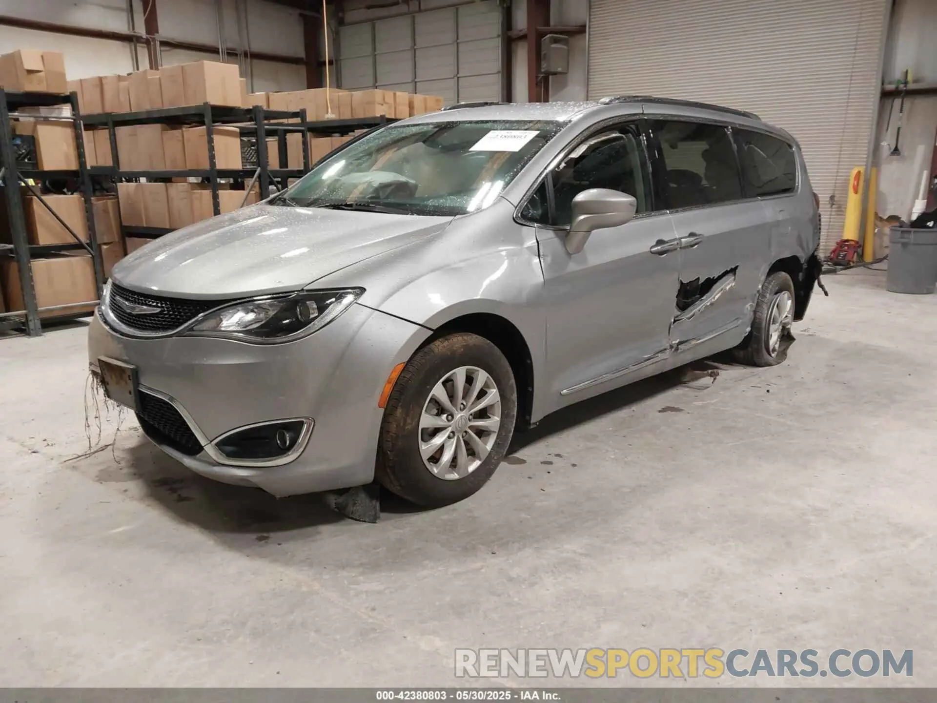 2 fotografías del automóvil dañado 2C4RC1BG6KR560189 CHRYSLER PACIFICA 2019