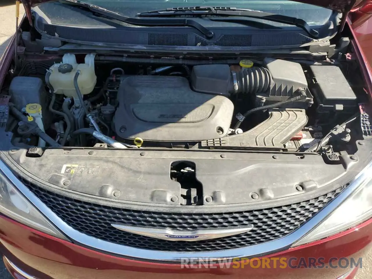 14 fotografías del automóvil dañado 2C4RC1BG6KR700564 CHRYSLER PACIFICA 2019