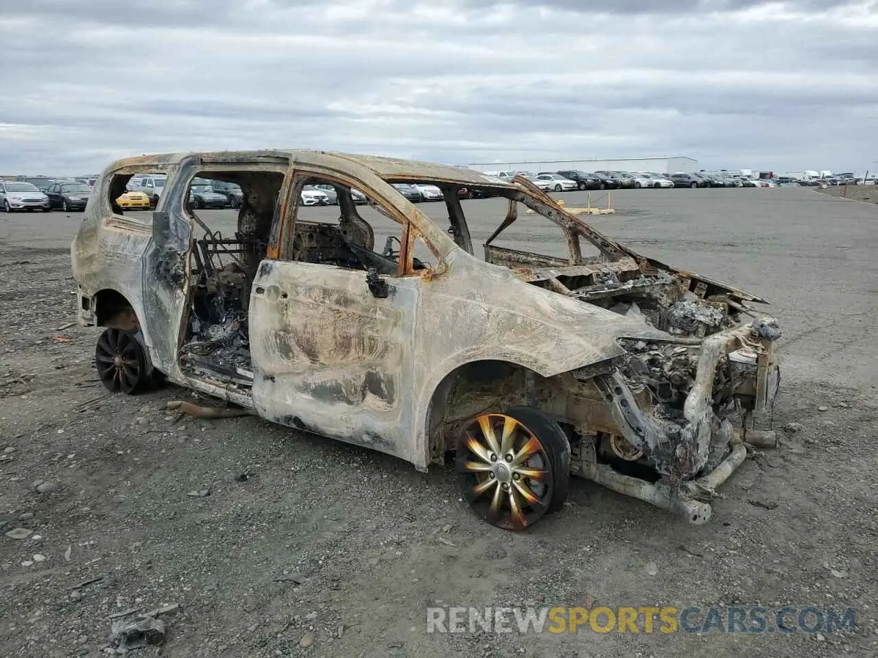 4 fotografías del automóvil dañado 2C4RC1BG6KR731264 CHRYSLER PACIFICA 2019
