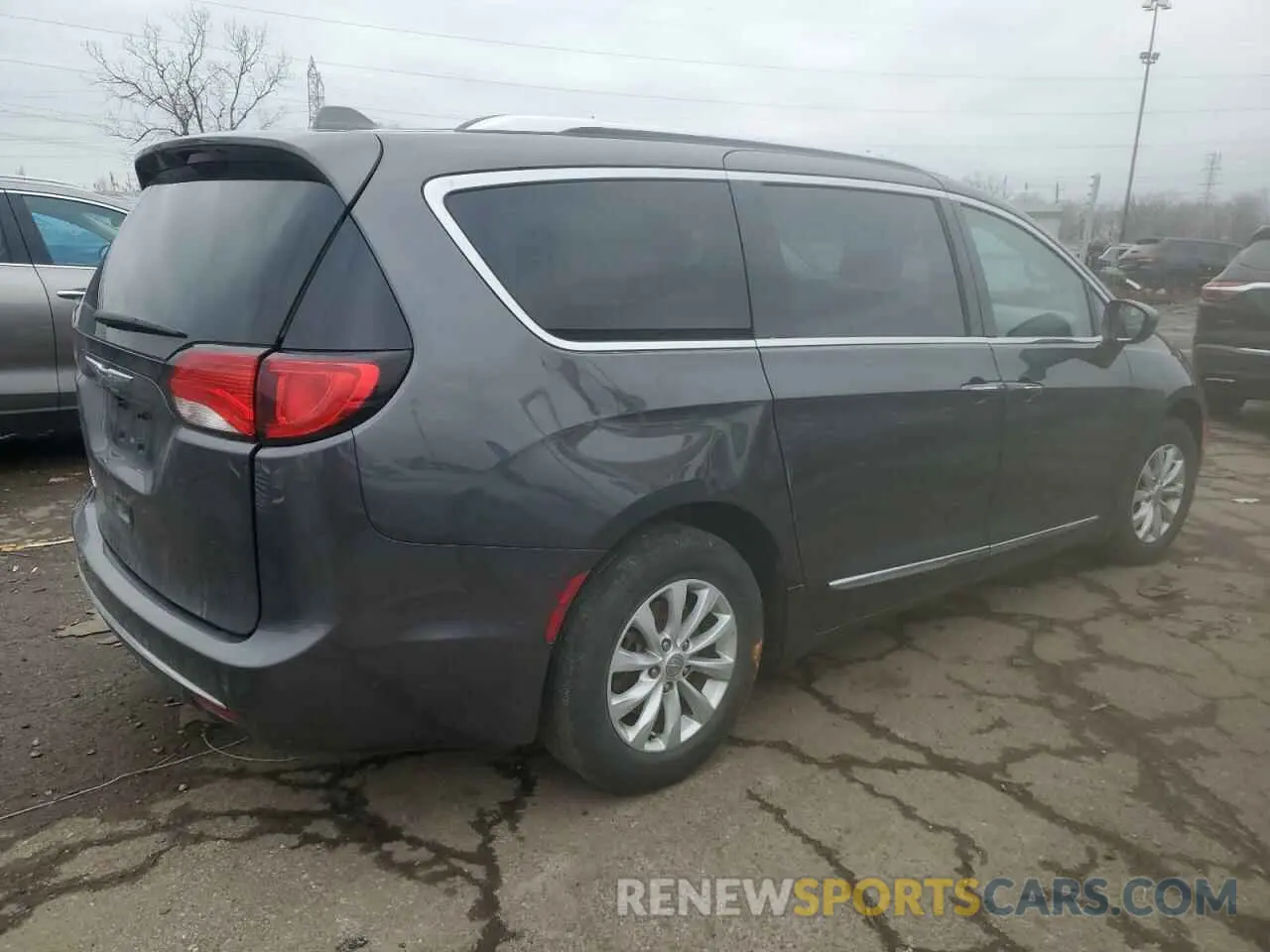 3 fotografías del automóvil dañado 2C4RC1BG7KR507727 CHRYSLER PACIFICA 2019