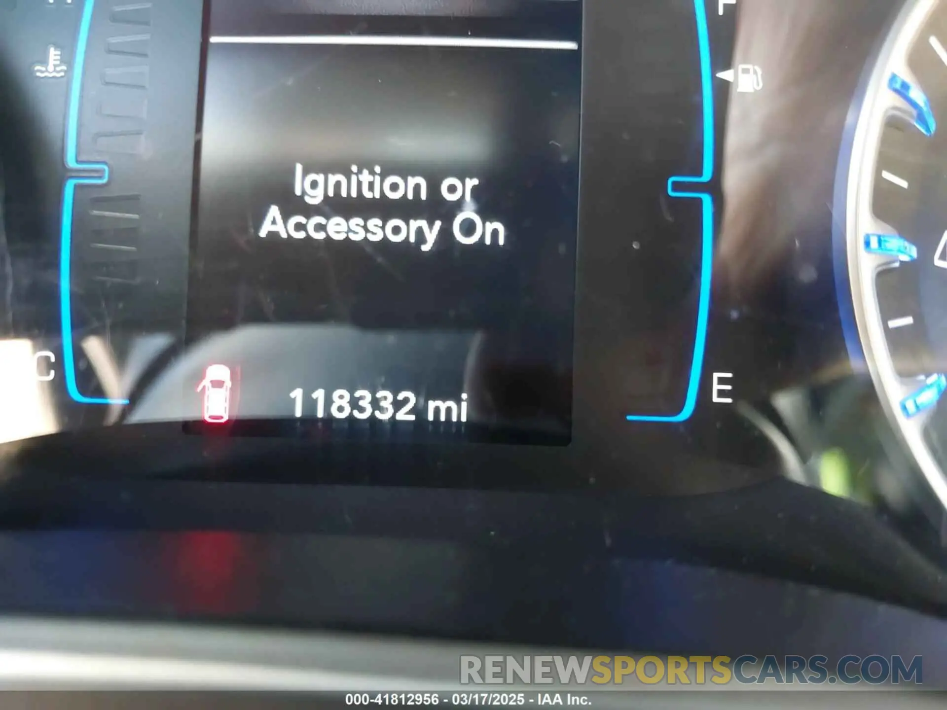 16 fotografías del automóvil dañado 2C4RC1BG7KR554739 CHRYSLER PACIFICA 2019