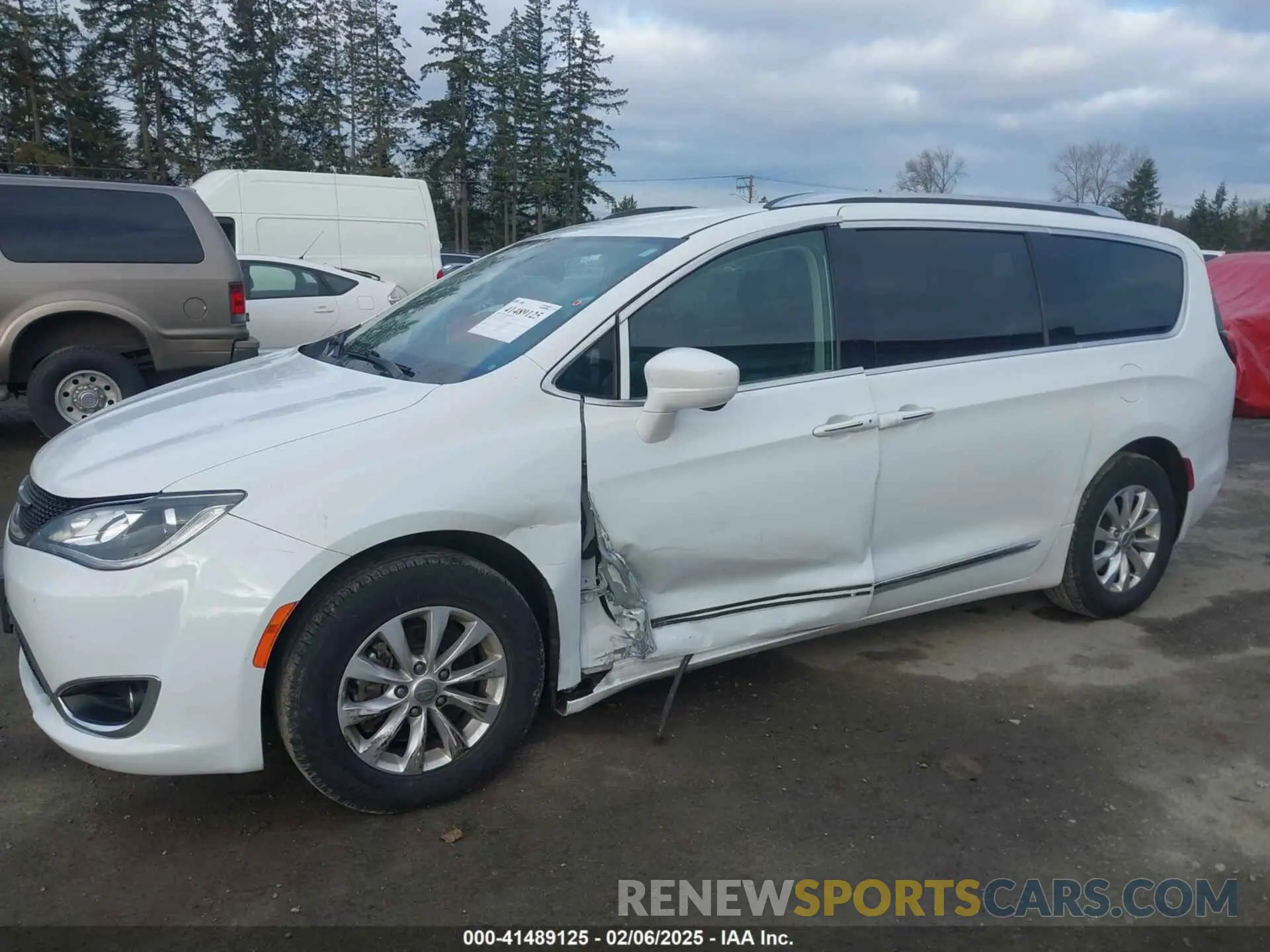 6 fotografías del automóvil dañado 2C4RC1BG7KR613188 CHRYSLER PACIFICA 2019