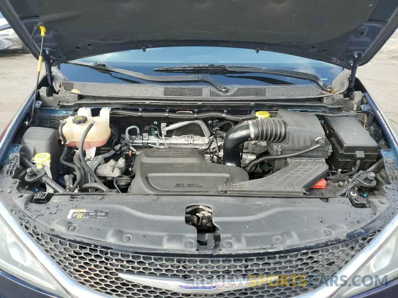 12 fotografías del automóvil dañado 2C4RC1BG7KR732536 CHRYSLER PACIFICA 2019