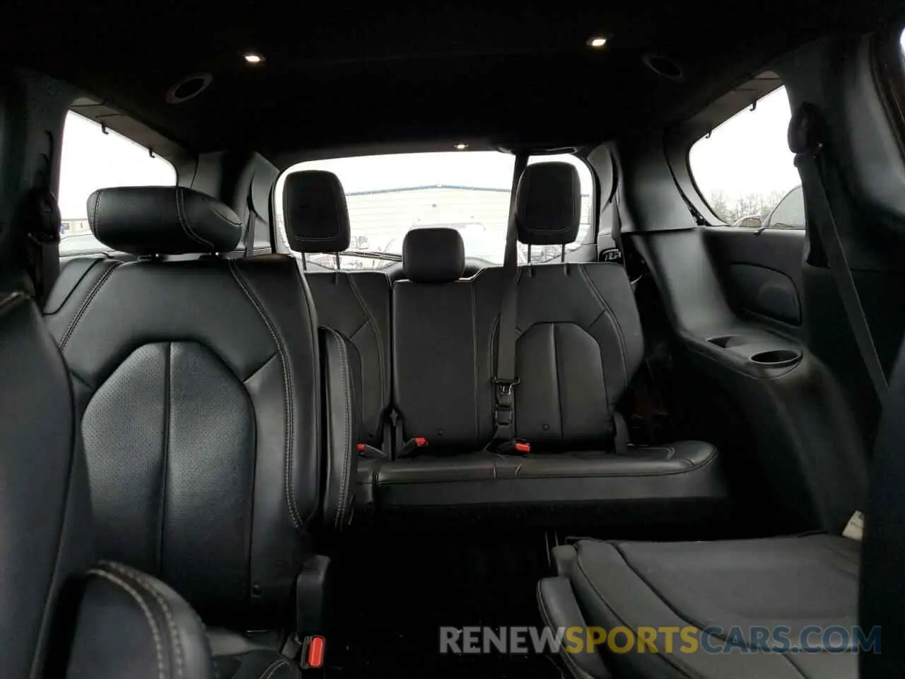 10 fotografías del automóvil dañado 2C4RC1BG7KR733430 CHRYSLER PACIFICA 2019