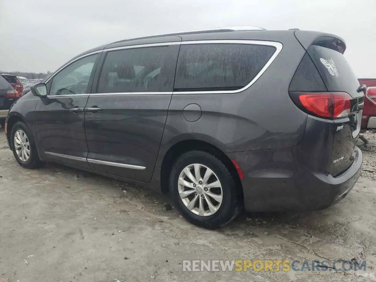 2 fotografías del automóvil dañado 2C4RC1BG8KR573820 CHRYSLER PACIFICA 2019