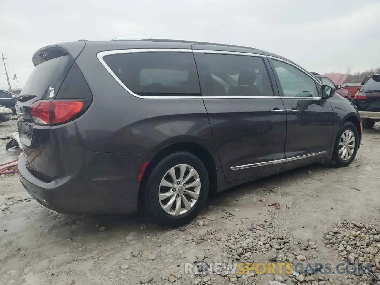 3 fotografías del automóvil dañado 2C4RC1BG8KR573820 CHRYSLER PACIFICA 2019