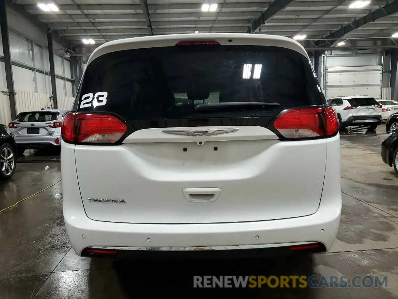 6 fotografías del automóvil dañado 2C4RC1BG8KR582940 CHRYSLER PACIFICA 2019
