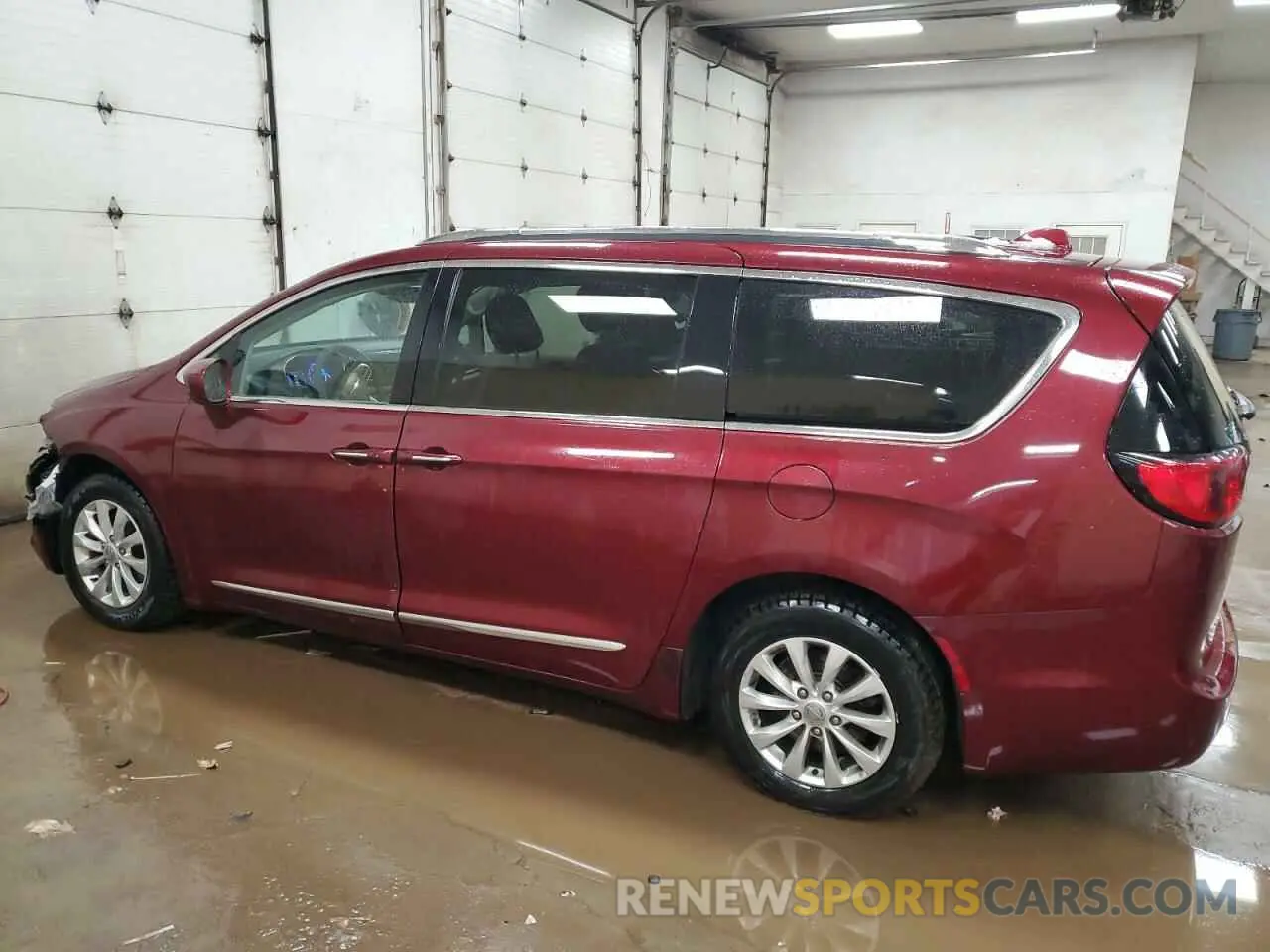 2 fotografías del automóvil dañado 2C4RC1BG8KR597163 CHRYSLER PACIFICA 2019
