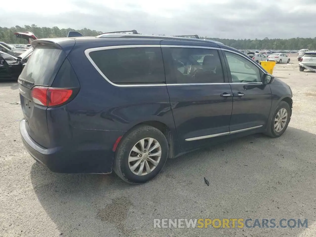 3 fotografías del automóvil dañado 2C4RC1BG9KR531754 CHRYSLER PACIFICA 2019