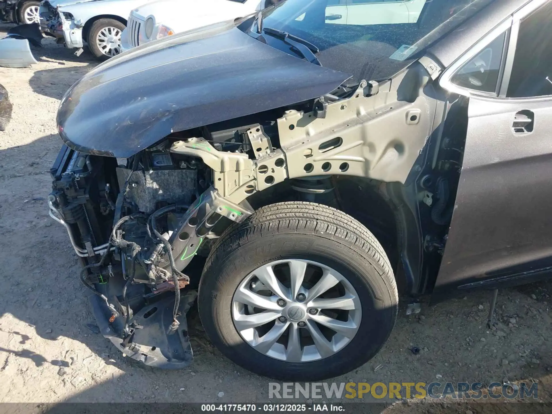 18 fotografías del automóvil dañado 2C4RC1BGXKR531732 CHRYSLER PACIFICA 2019
