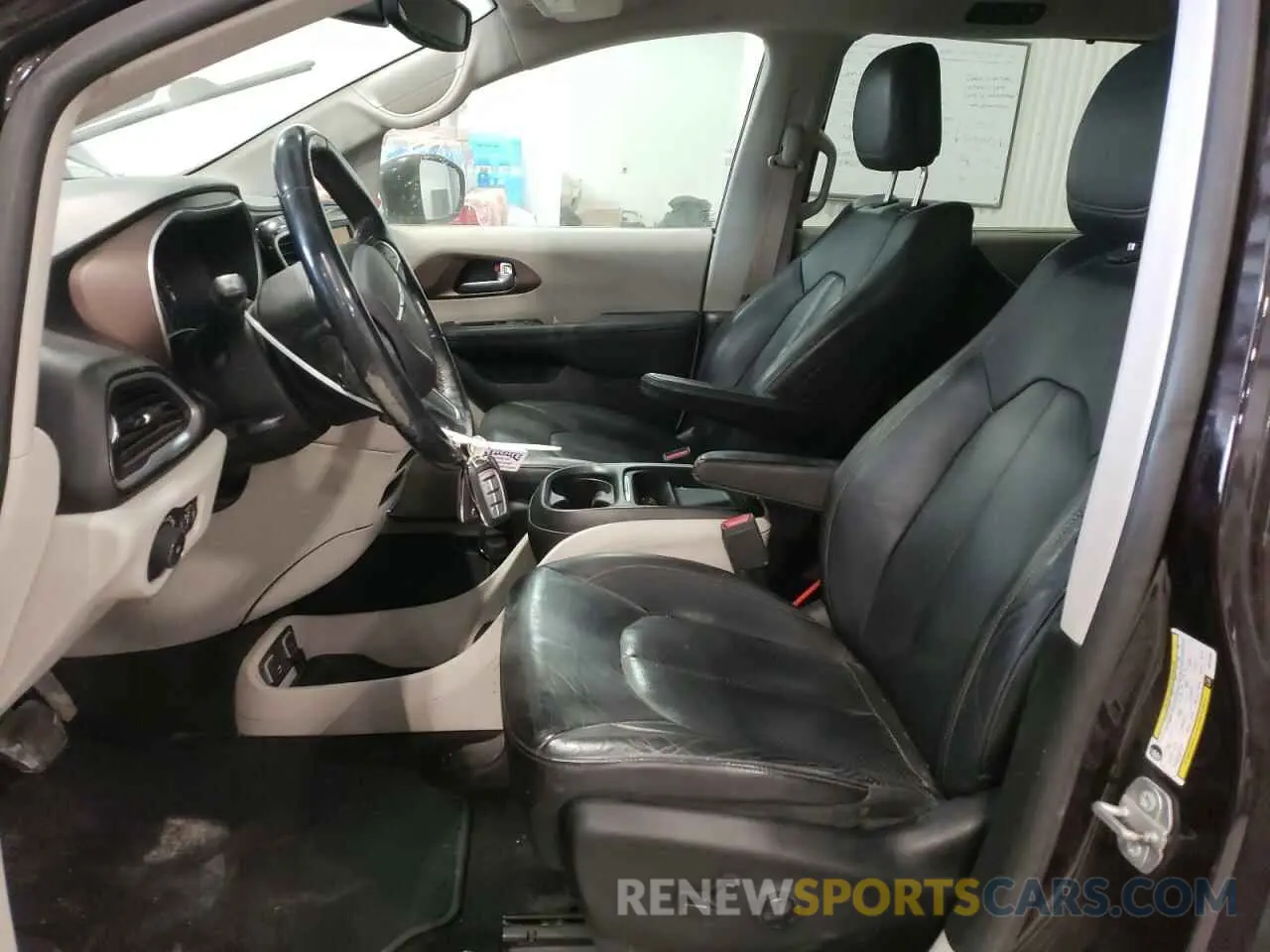 7 fotografías del automóvil dañado 2C4RC1BGXKR561569 CHRYSLER PACIFICA 2019