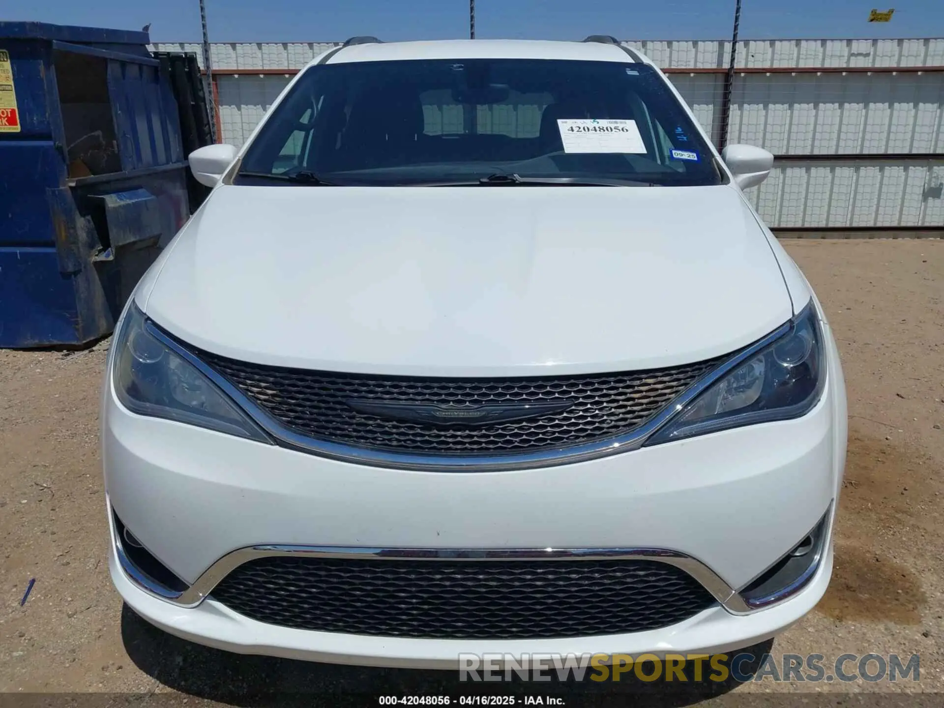 11 fotografías del automóvil dañado 2C4RC1BGXKR567162 CHRYSLER PACIFICA 2019