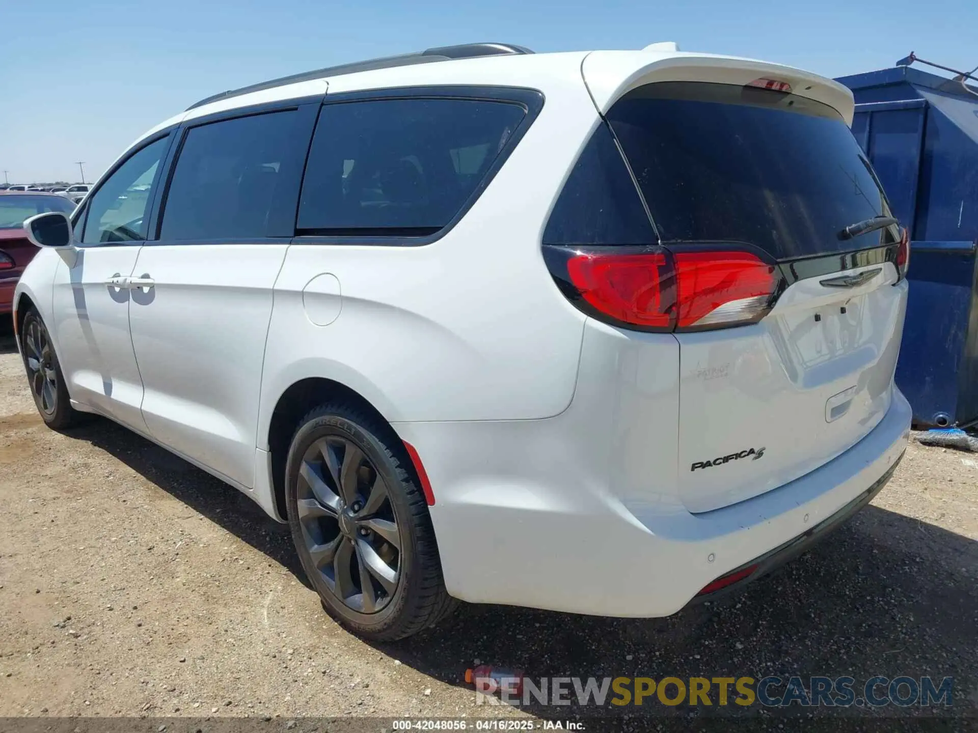 3 fotografías del automóvil dañado 2C4RC1BGXKR567162 CHRYSLER PACIFICA 2019