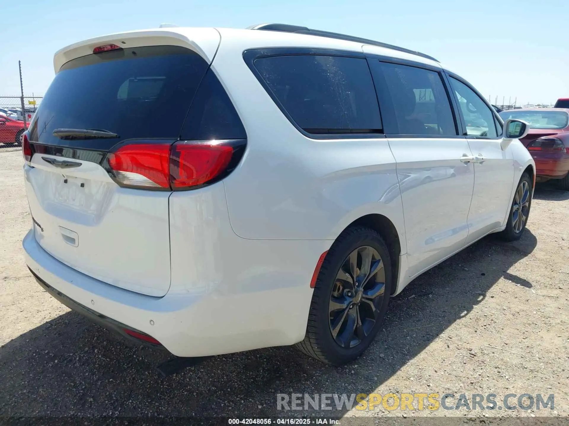 4 fotografías del automóvil dañado 2C4RC1BGXKR567162 CHRYSLER PACIFICA 2019