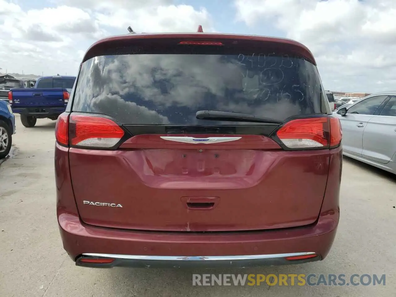 6 fotografías del automóvil dañado 2C4RC1BGXKR613007 CHRYSLER PACIFICA 2019