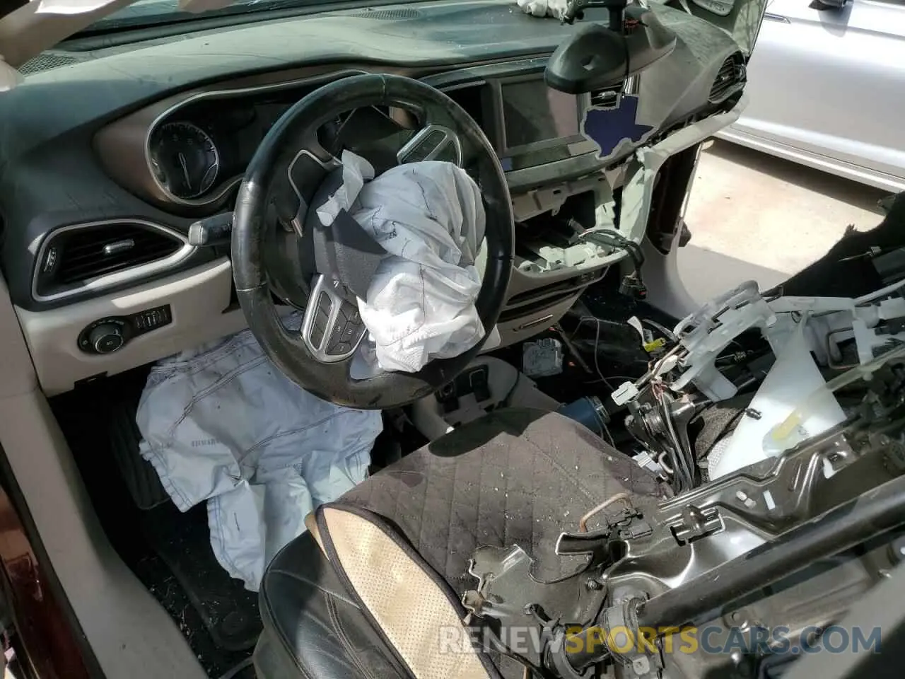 8 fotografías del automóvil dañado 2C4RC1BGXKR613007 CHRYSLER PACIFICA 2019