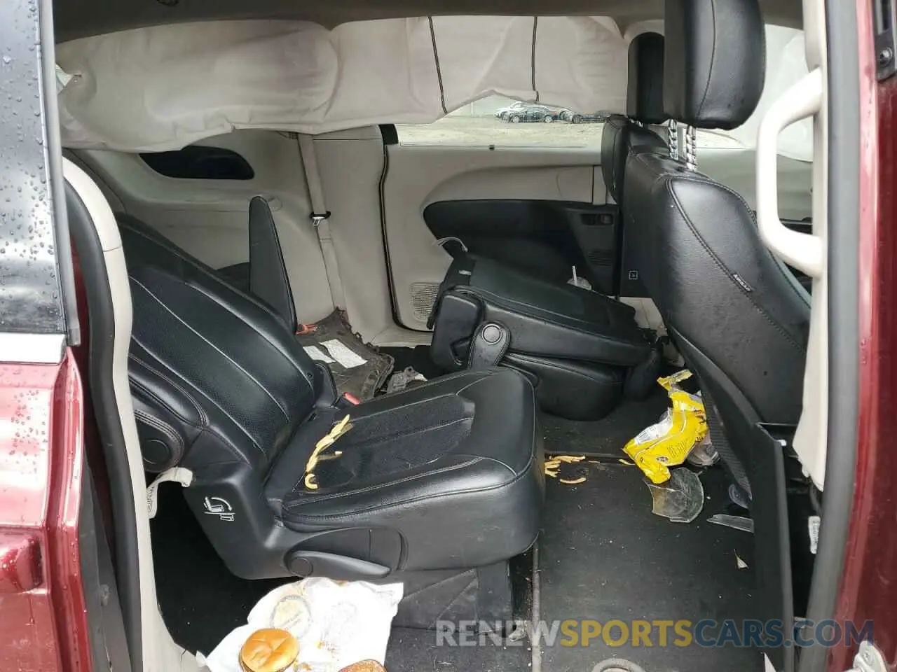11 fotografías del automóvil dañado 2C4RC1BGXKR624833 CHRYSLER PACIFICA 2019